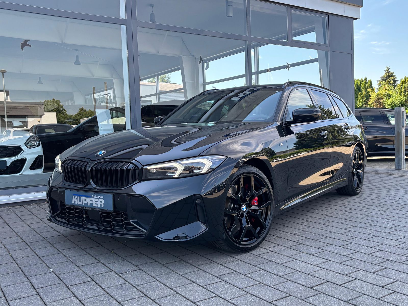 BMW 320 d xDriv Tou M Sport PRO ACC+°el.M Sitze°AHK