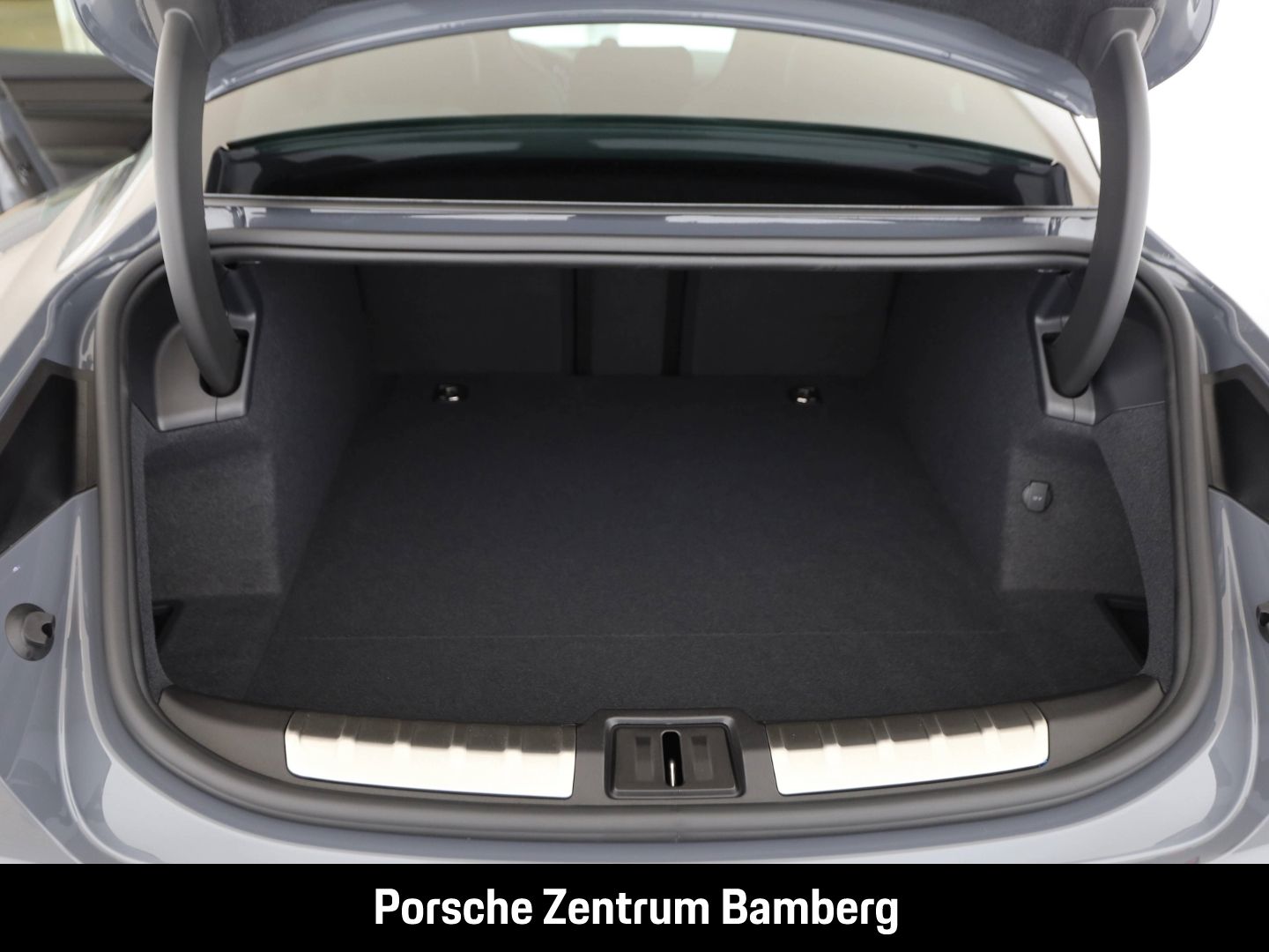 Porsche Taycan GTS/ Inno-Drive/ GTS-Paket/ Matrix uvm.