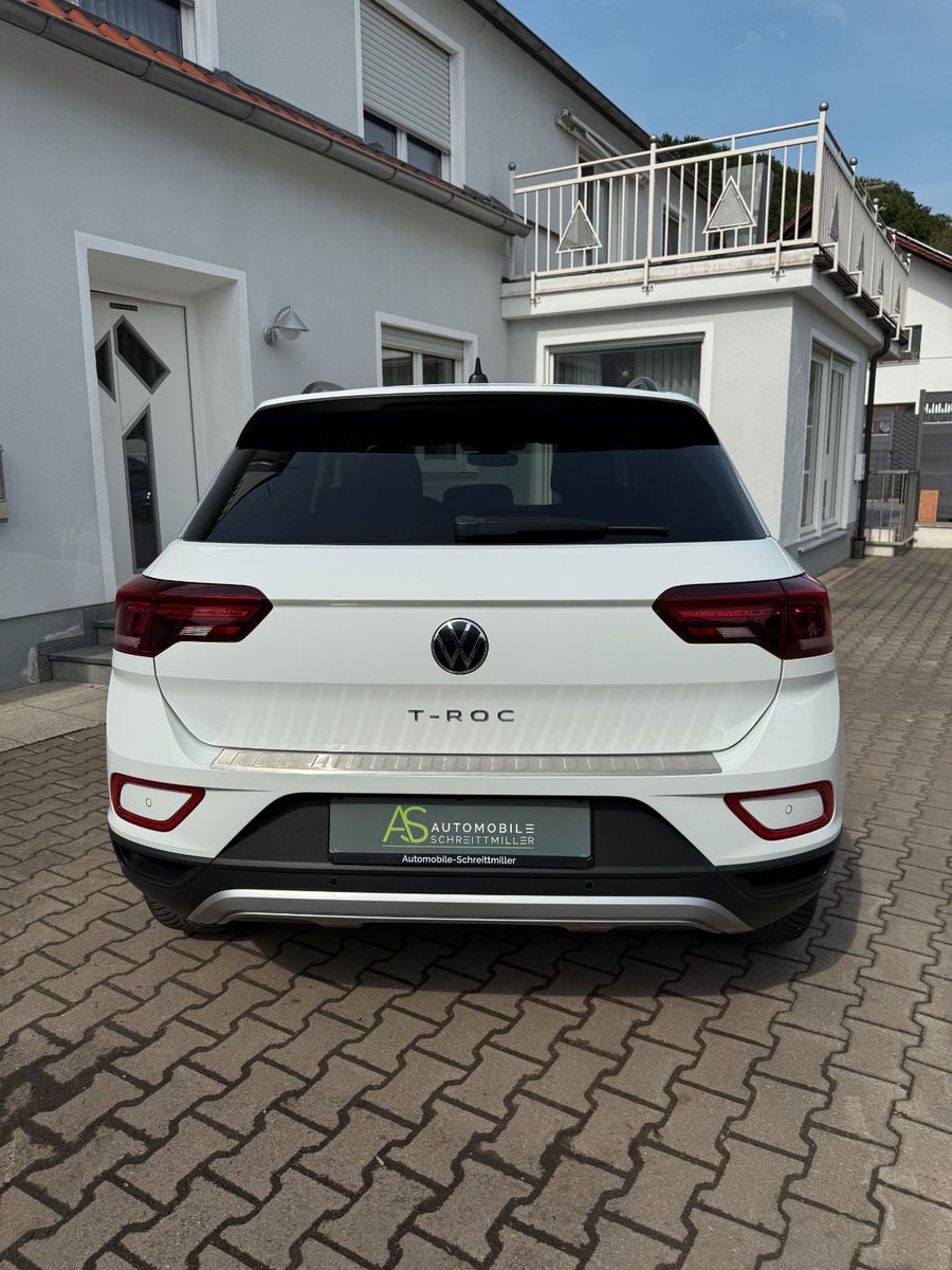 Volkswagen T-Roc Life - Samsaru's Car Outlet