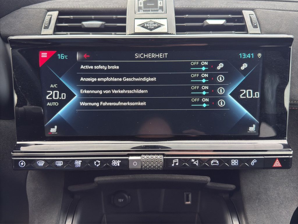 DS Automobiles DS 7 Crossback E-Tense 300 4x4 Perform. Line