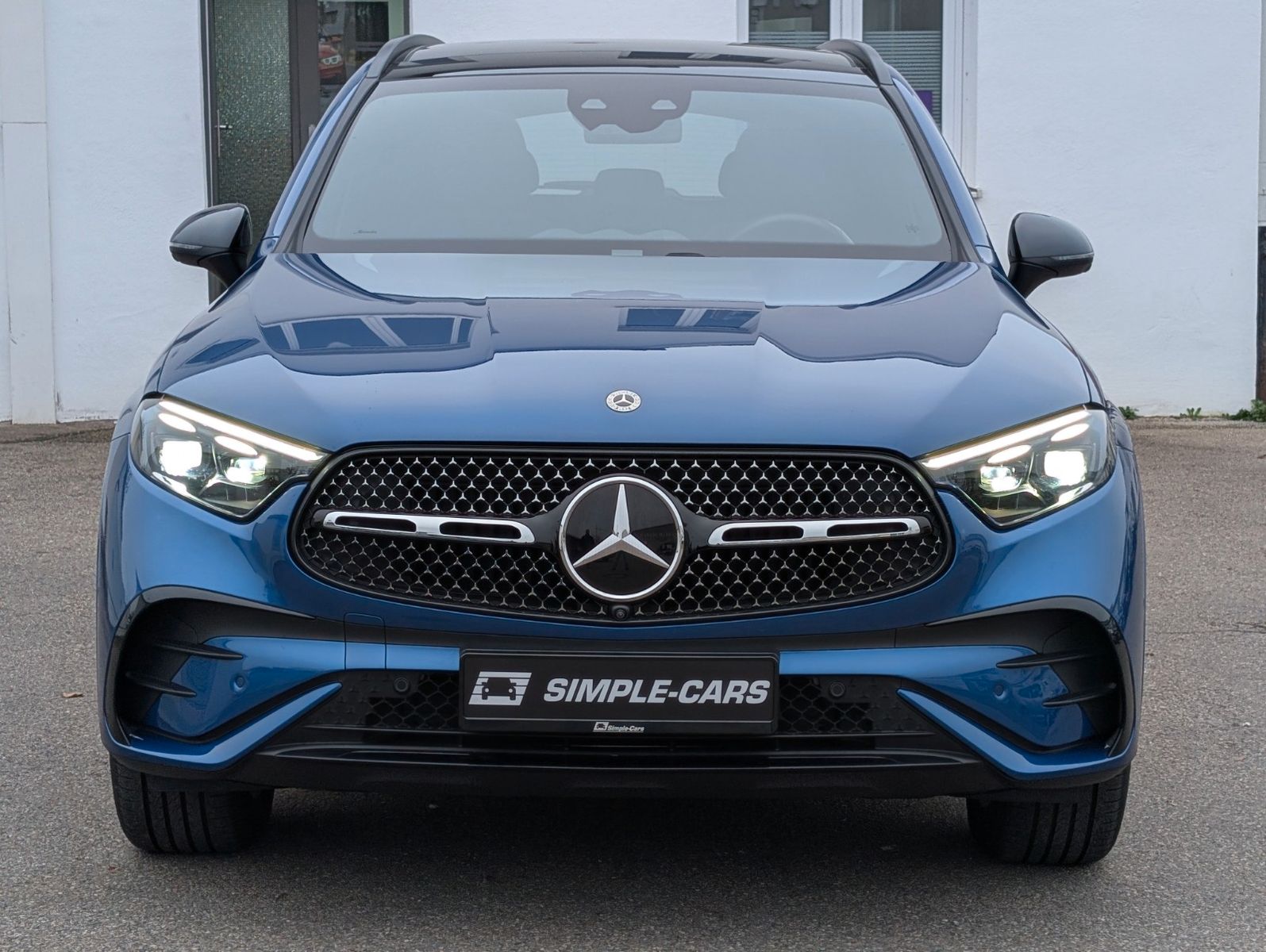 Mercedes-Benz GLC 400 e 4Matic *AMG*AHK*PREMIUM-PLUS*PANO*AIRB