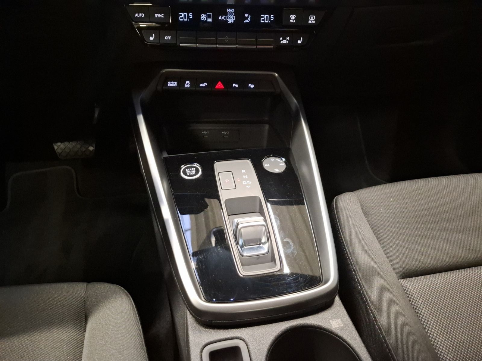 Audi A3 Sportback TFSI e Advanced 40 e 150(204) kW(PS