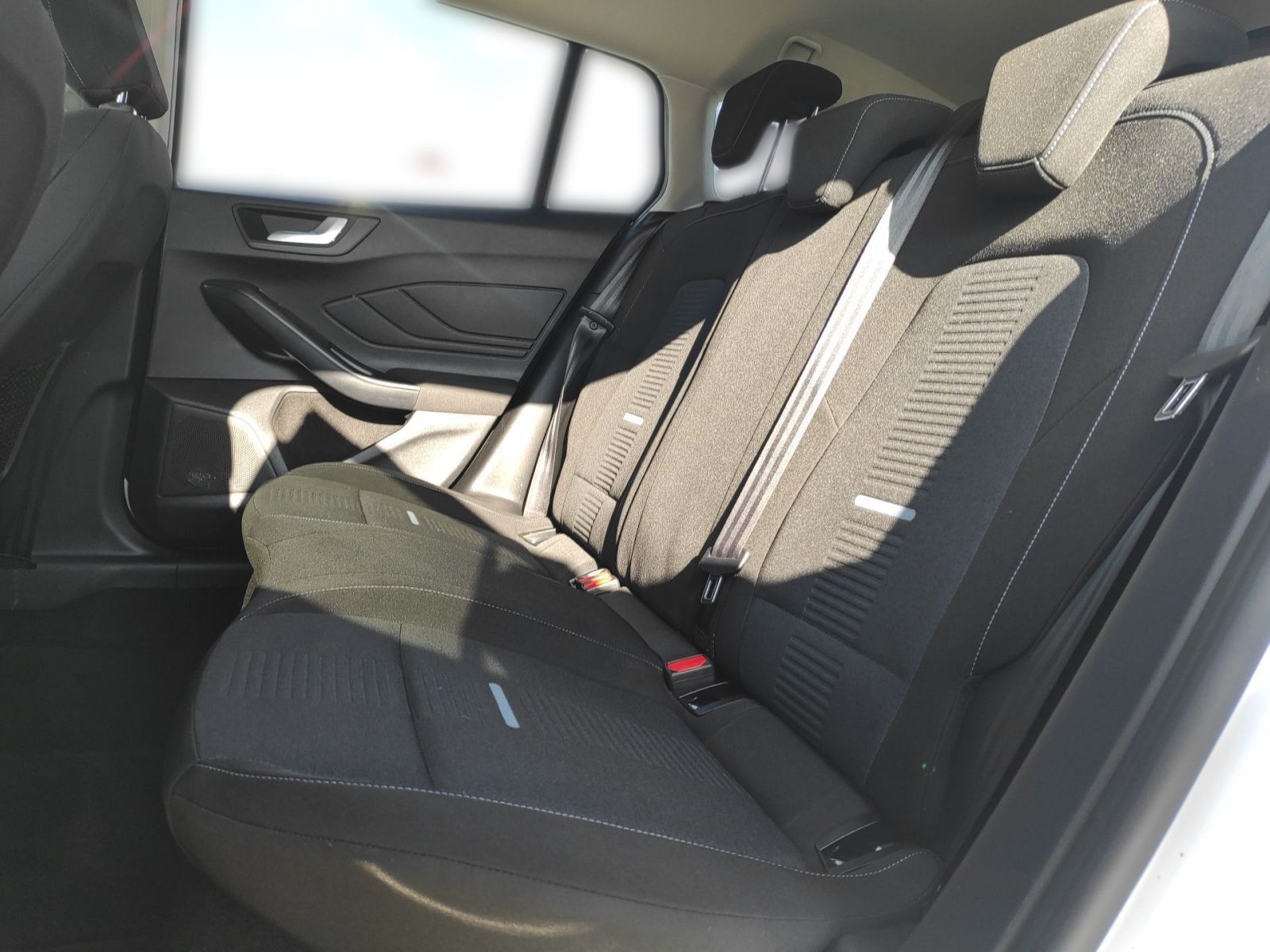 Ford Focus 1.0 - Samsaru's Car Outlet