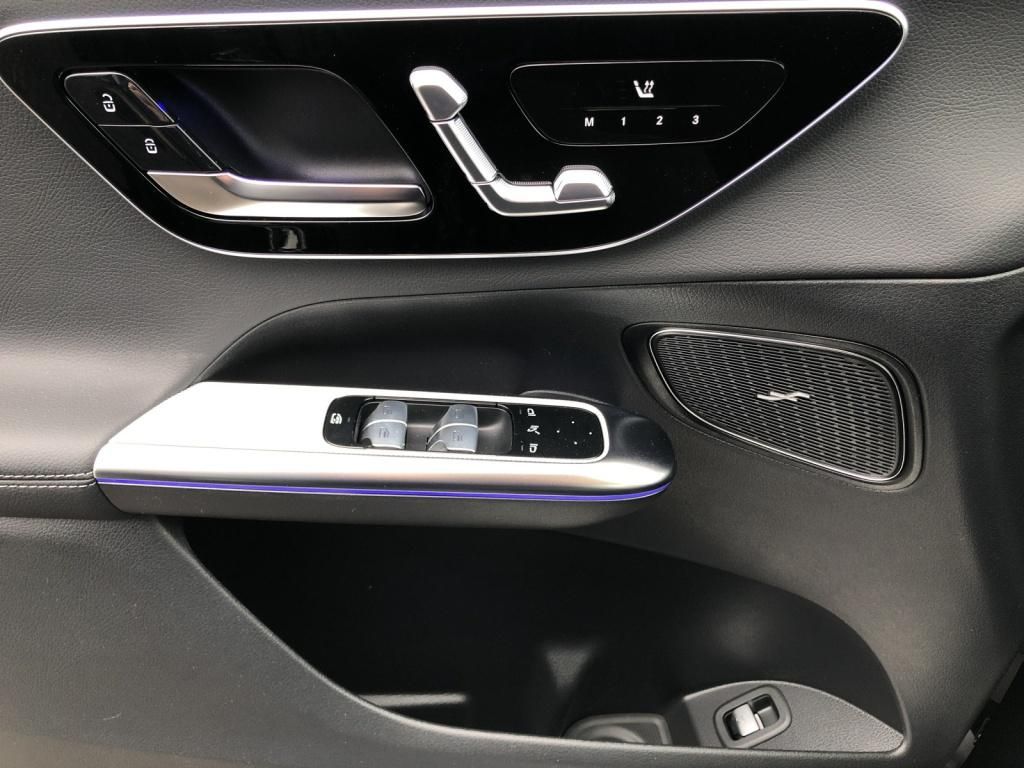 Mercedes-Benz GLC 200 4MATIC Avantgarde - Samsaru's Car Outlet