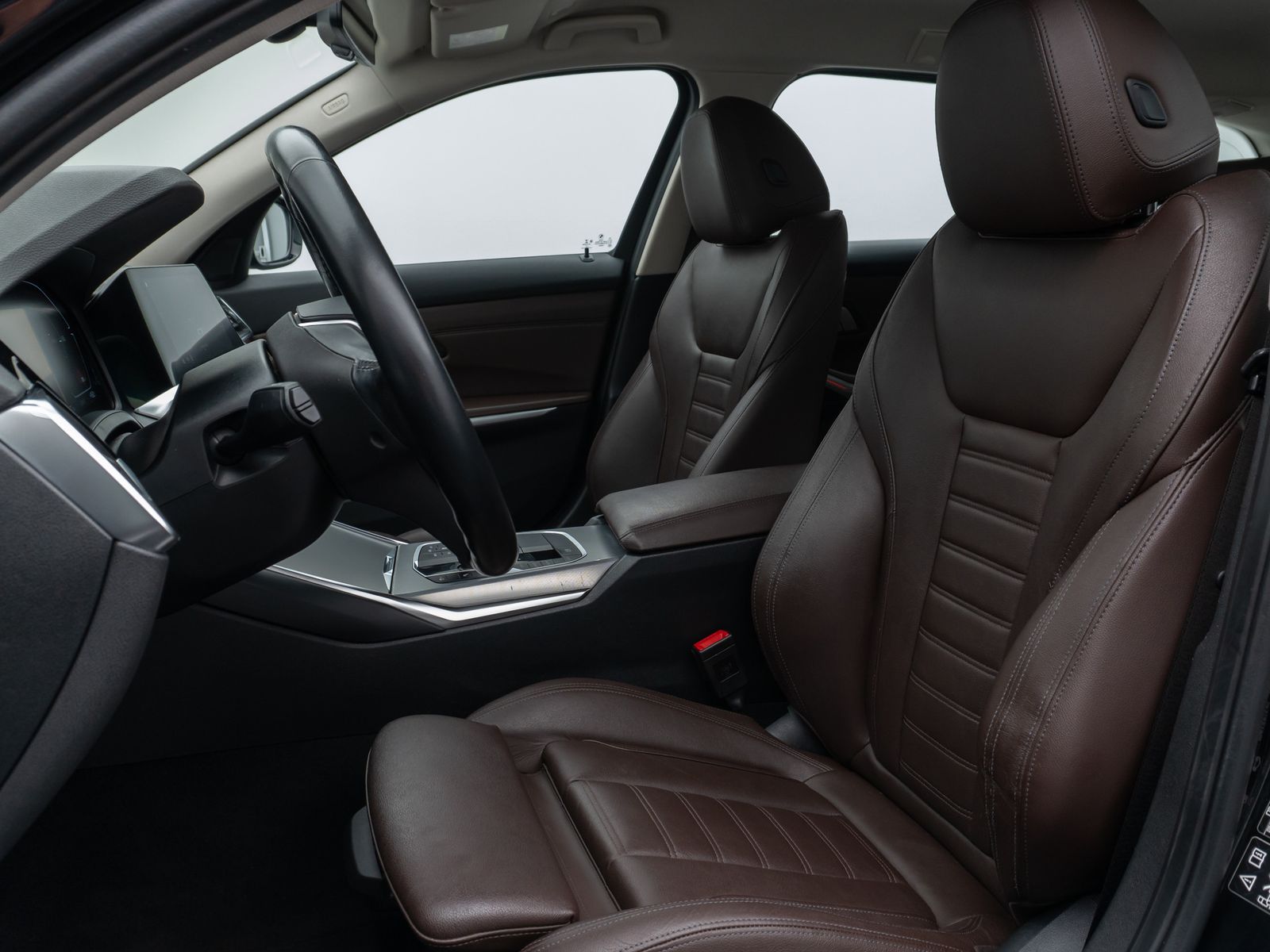 BMW 320d xD Sport Line - Samsaru's Car Outlet