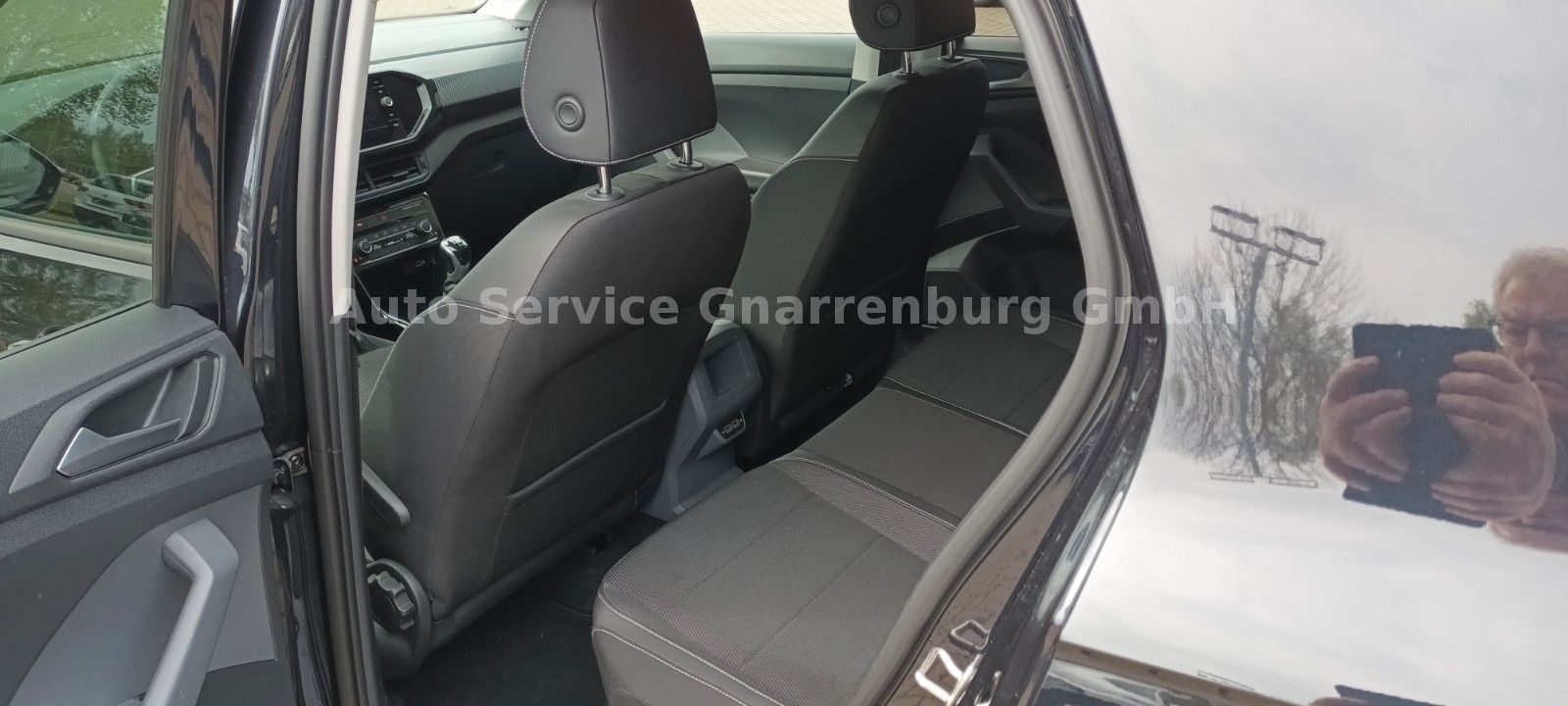 Volkswagen T-Cross - Samsaru's Car Outlet