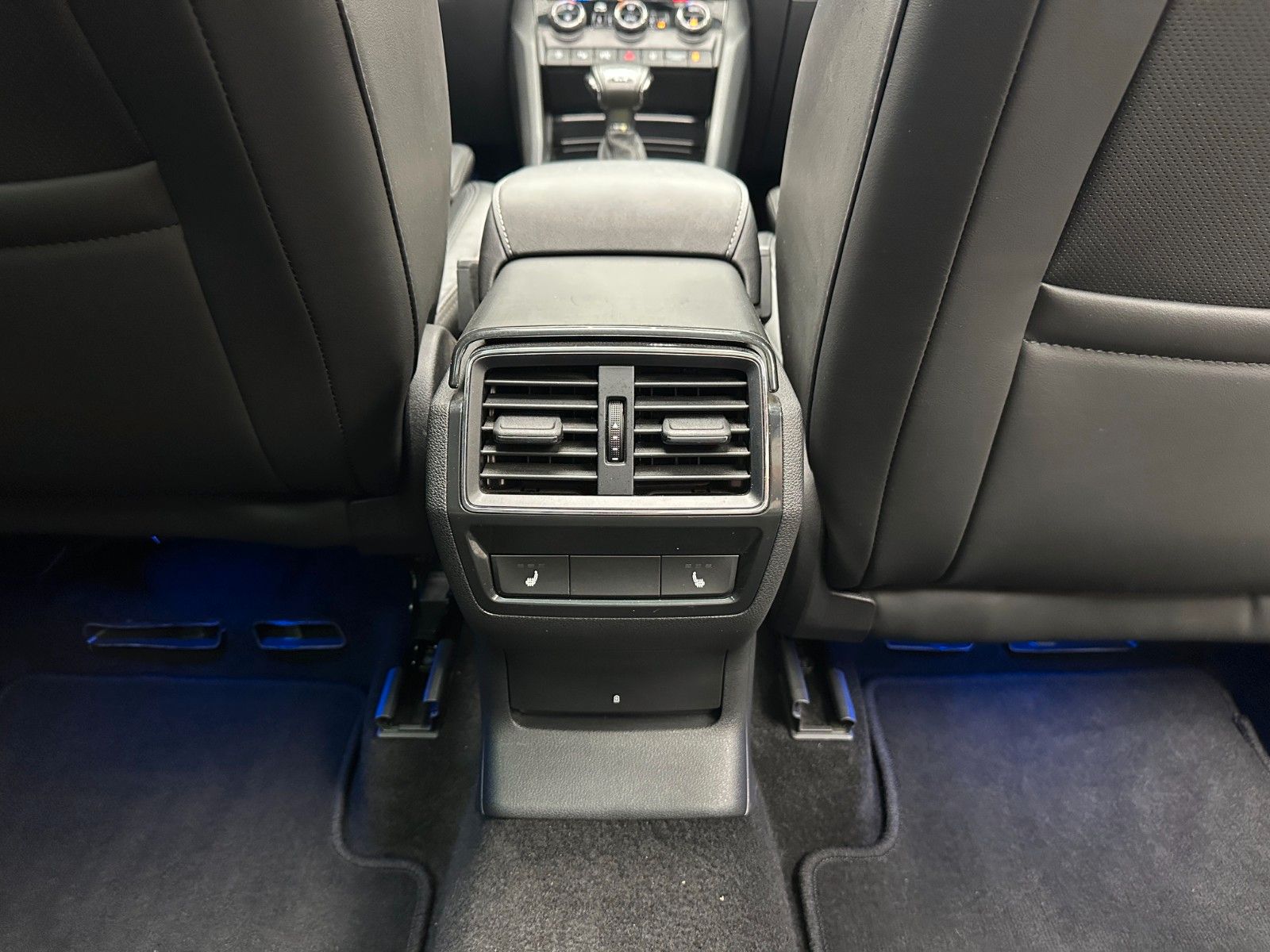 Skoda Kodiaq L&K 4x4 *20Zoll*PANORAMA*360*Standhzg*DCC