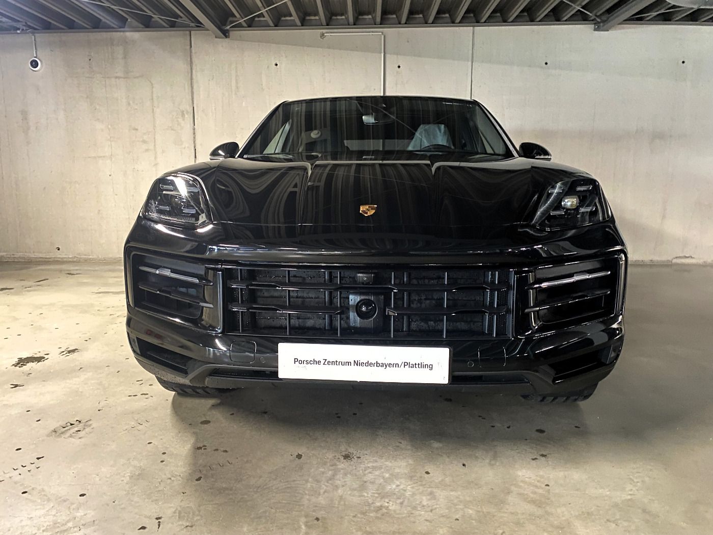 Porsche Cayenne E-Hybrid Coupé | Adaptive Luftfederung |