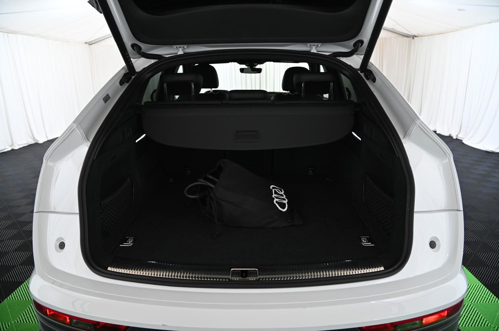Audi Q5 Sportback 55 TFSIe qr. S-Line+ - Samsaru's Car Outlet