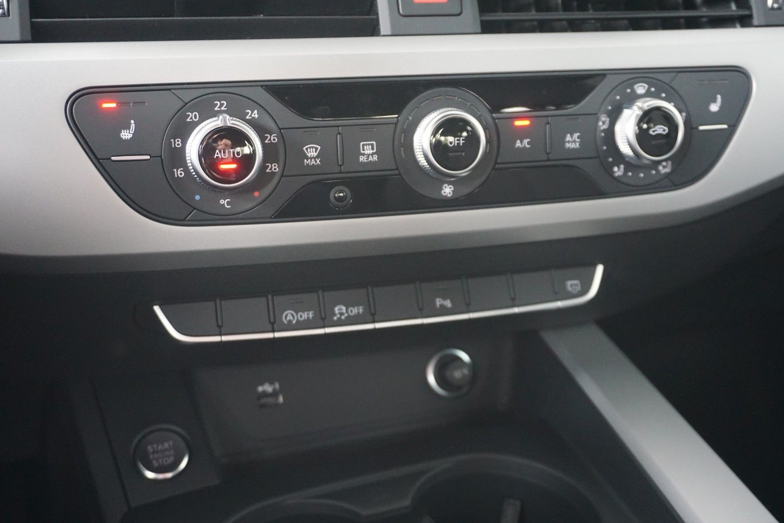 Audi A4 Avant 35 TDI S tronic advanced - Samsaru's Car Outlet