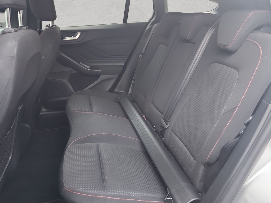 Ford Focus Turnier 1.0 EcoBoost Hybrid Aut. ST-LINE X