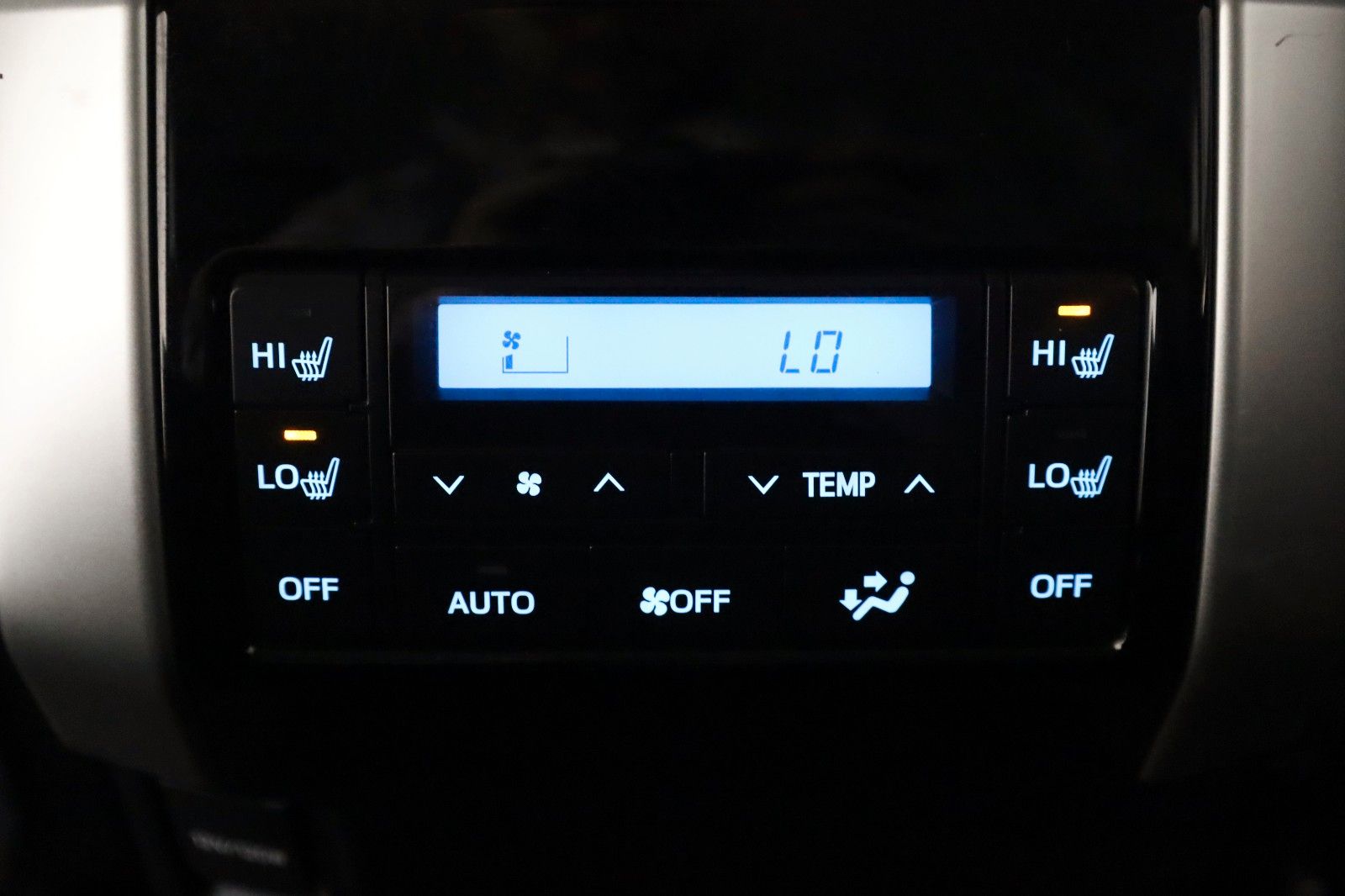 Toyota Land Cruiser Executive,Leder,Navi,Sitzlüft., AHK
