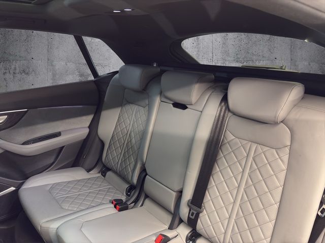 Audi Q8 50 TDI S line competition plus AHK+Nachtsicht