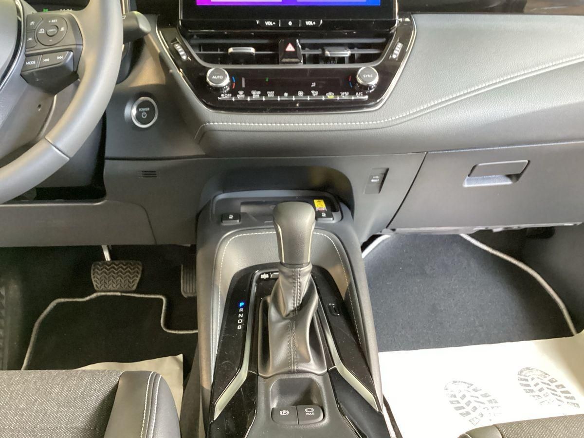 Toyota Corolla Touring Sports - Samsaru's Car Outlet