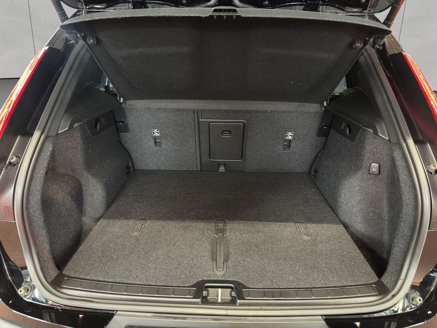 Volvo XC40 B3 B DKG Core AHK