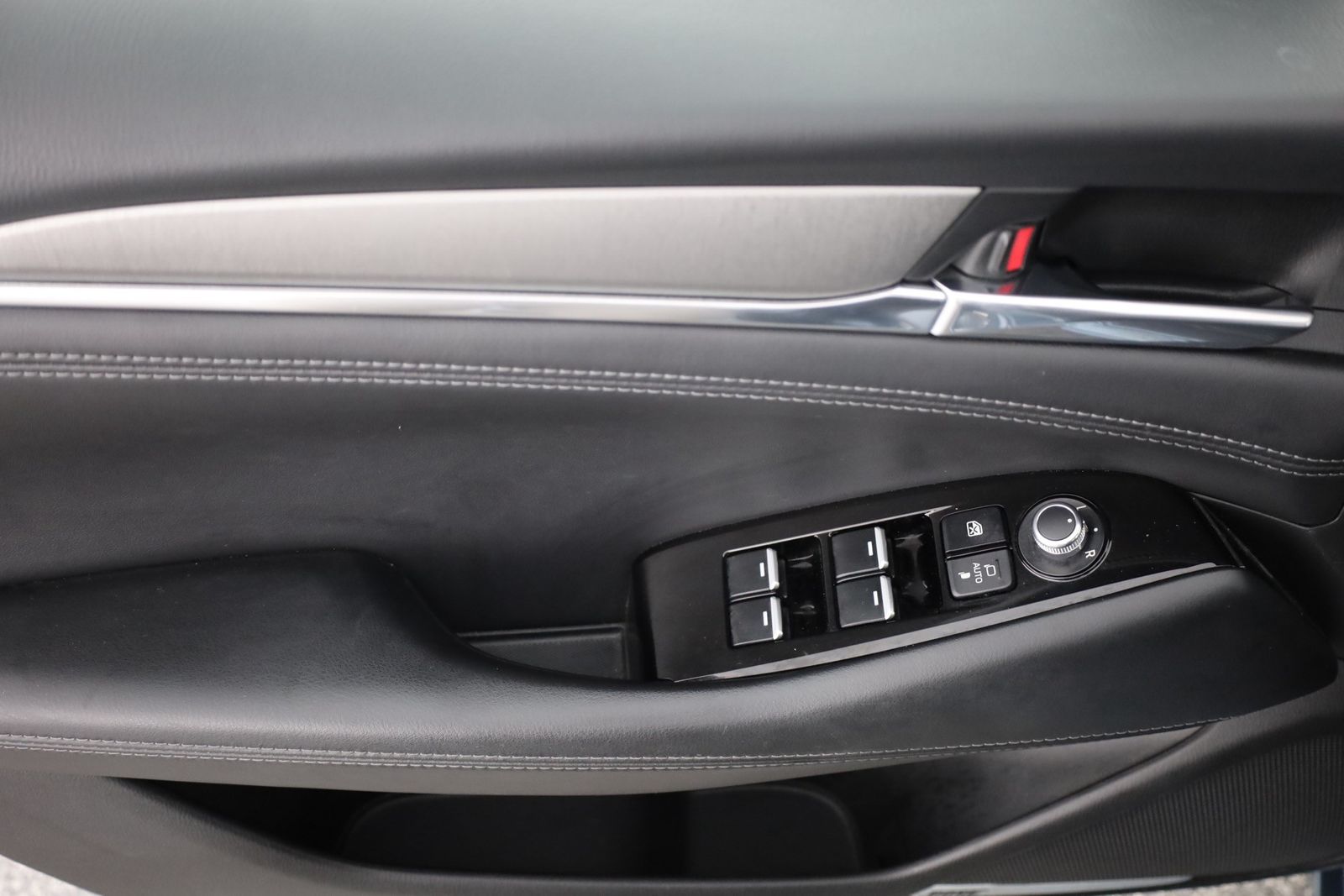 Mazda 6 2.0 SKYACTIV-G 165 Sports-Line LED Navi ACC