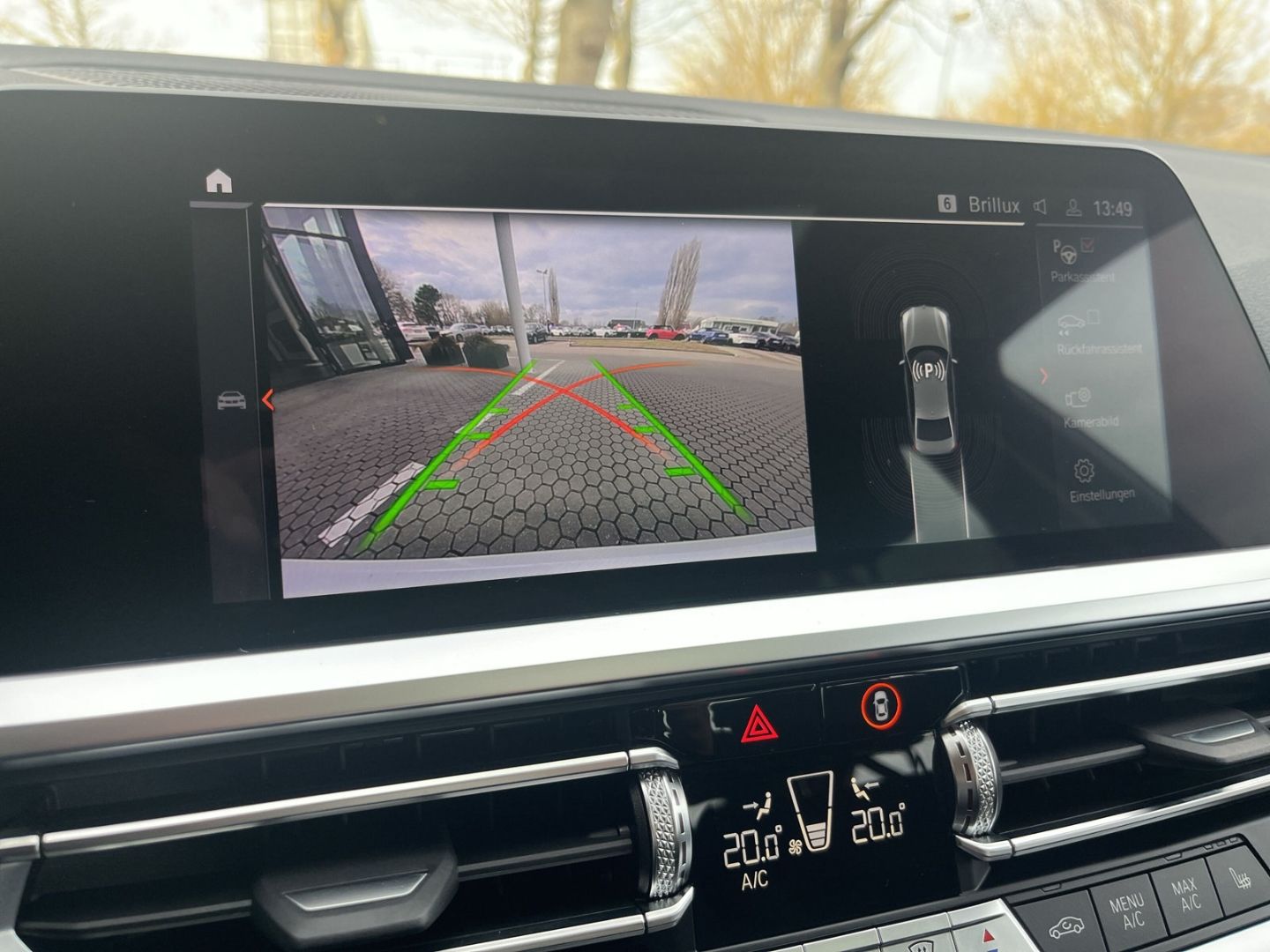 BMW 320 d Sport Line xDrive Limousine/Panodach/Navi