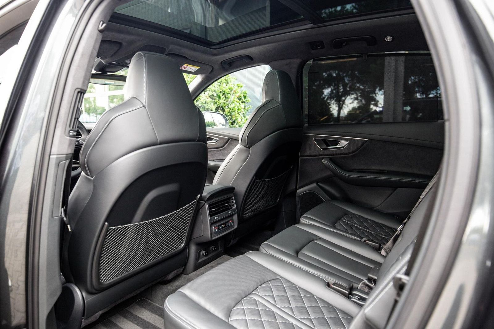 Audi Q7 60 TFSI e Competition 490pk, Full-options 202