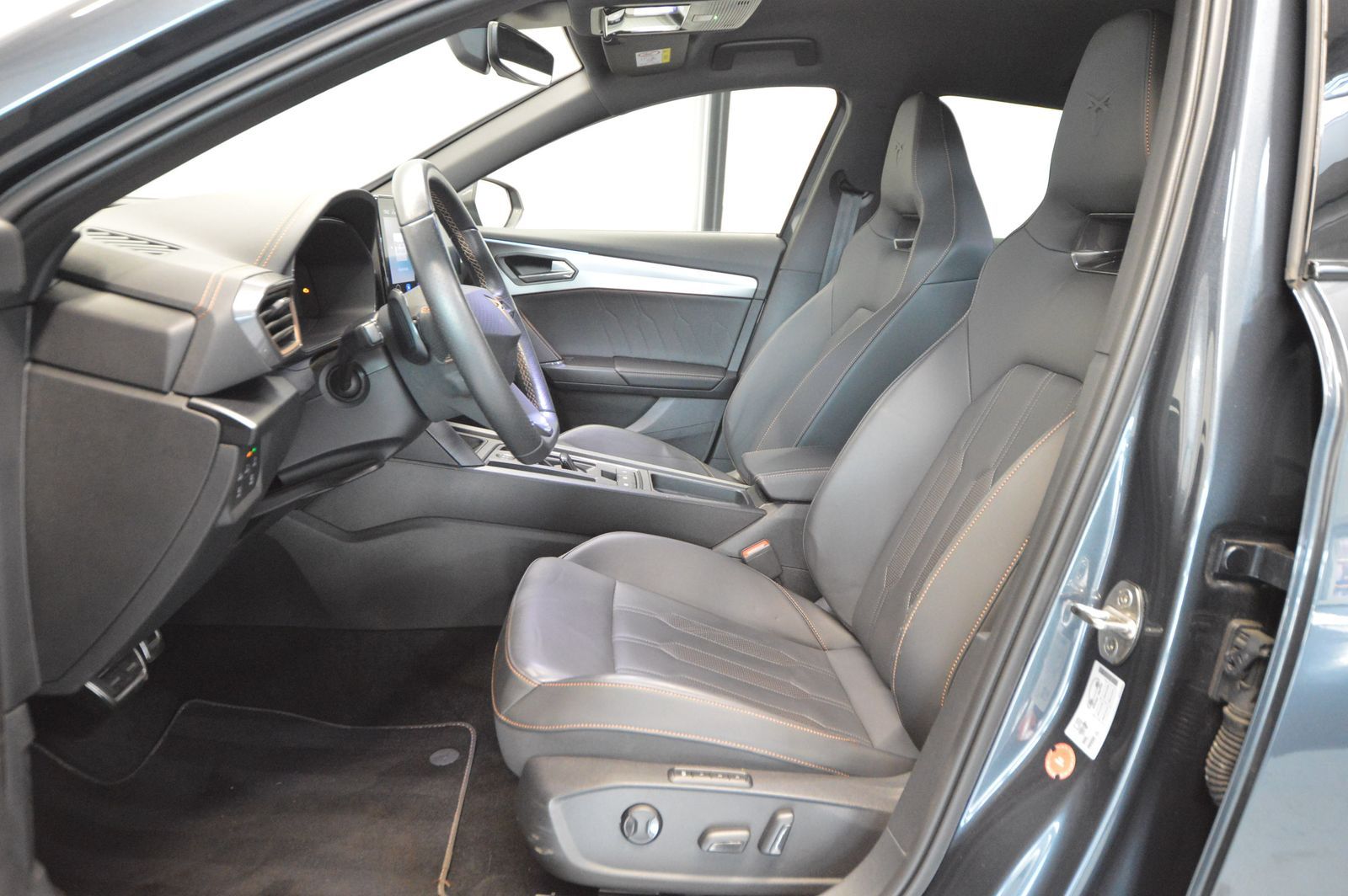 Cupra Formentor VZ 1.4 e-HYBRID - Samsaru's Car Outlet