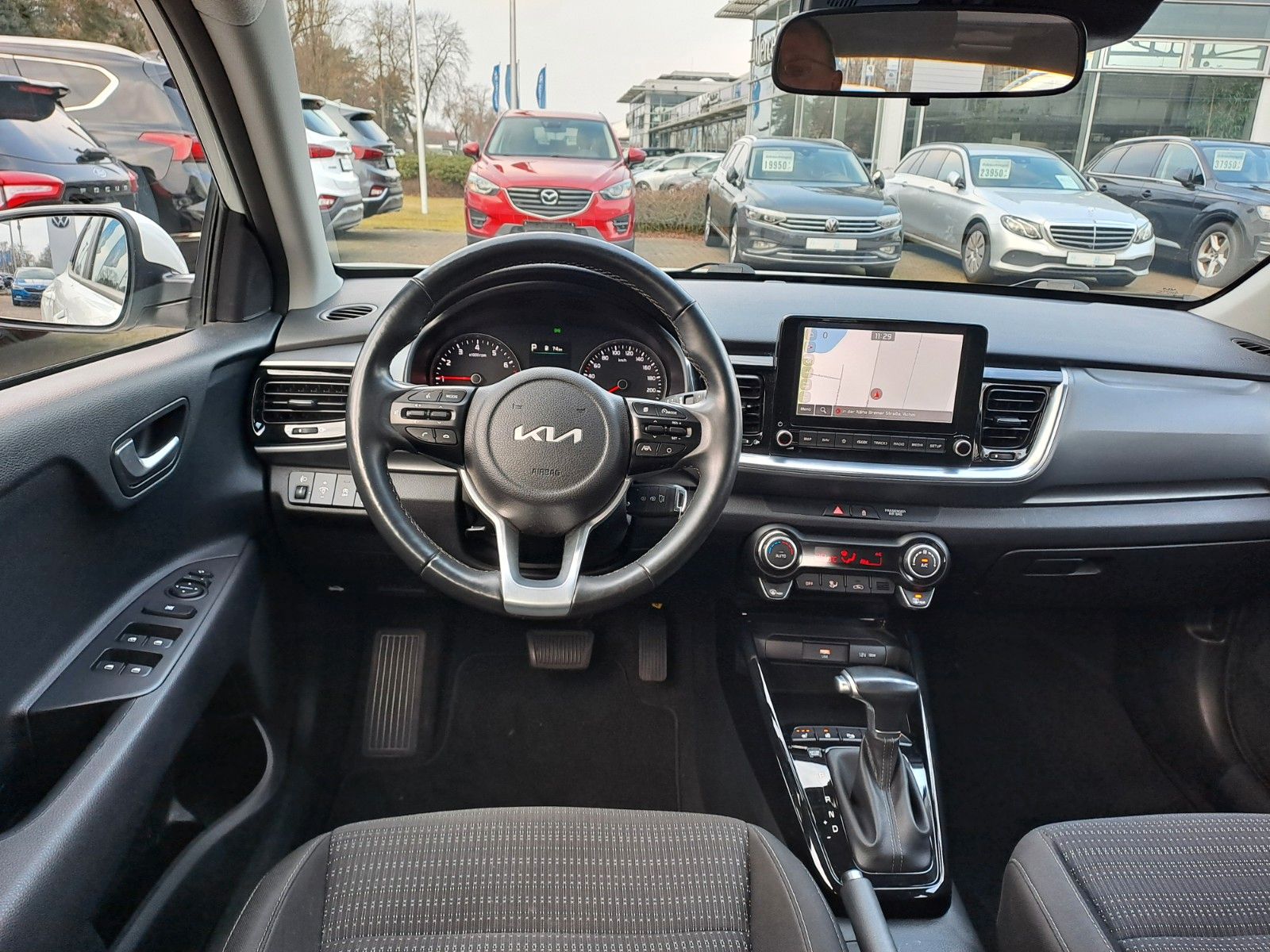 Kia Stonic T-GDi Aut. - Samsaru's Car Outlet