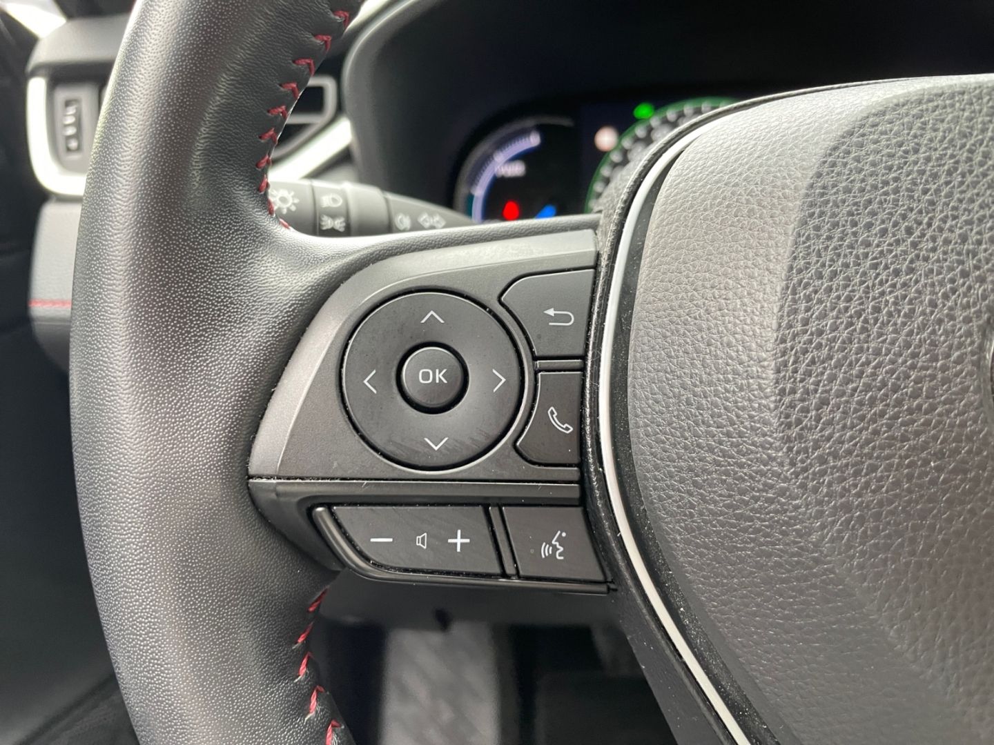 Toyota RAV 4 Plug-in-Hybrid Technik-Paket *HUD*Navi*LED