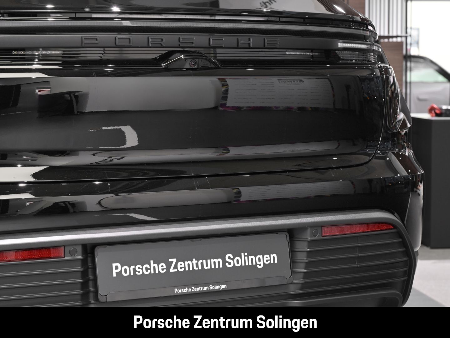 Porsche Macan 4S Matrix Panoramadach Hinterachslenkung 2