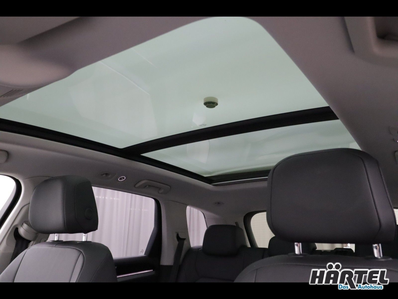Volkswagen TOUAREG ELEGANCE EHYBRID 3.0 V6 TSI TIPTRONIC - Samsaru's Car Outlet
