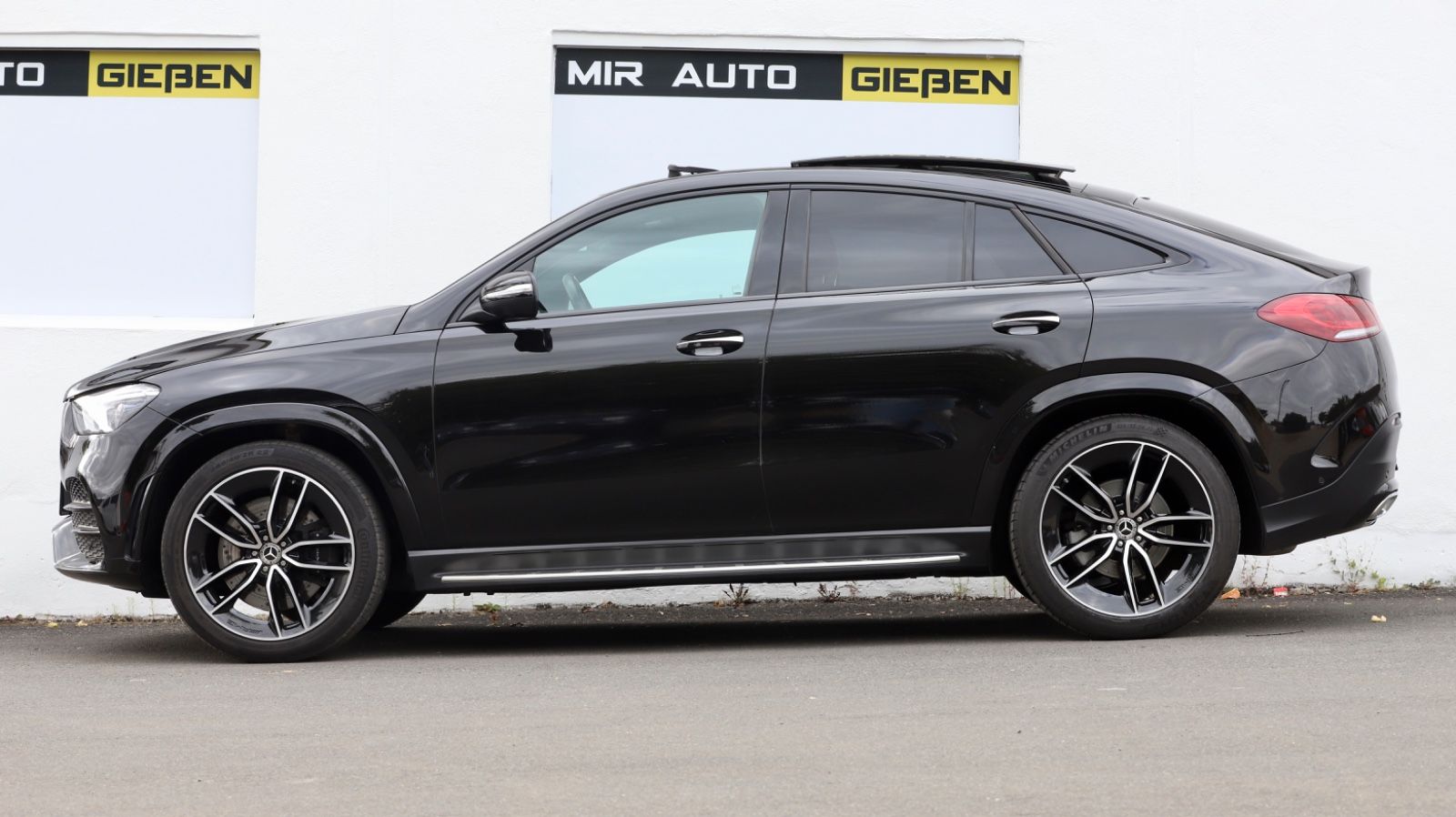 Mercedes-Benz GLE 400d 4M Coupe AMG Line Night Paket Pano Head