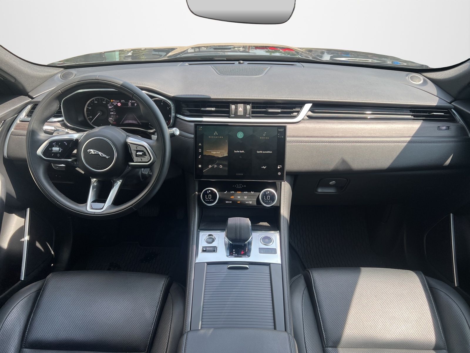 Jaguar F-PACE P400 360°*AWD*SHZ*WiPa*ACC*LED*DAB+