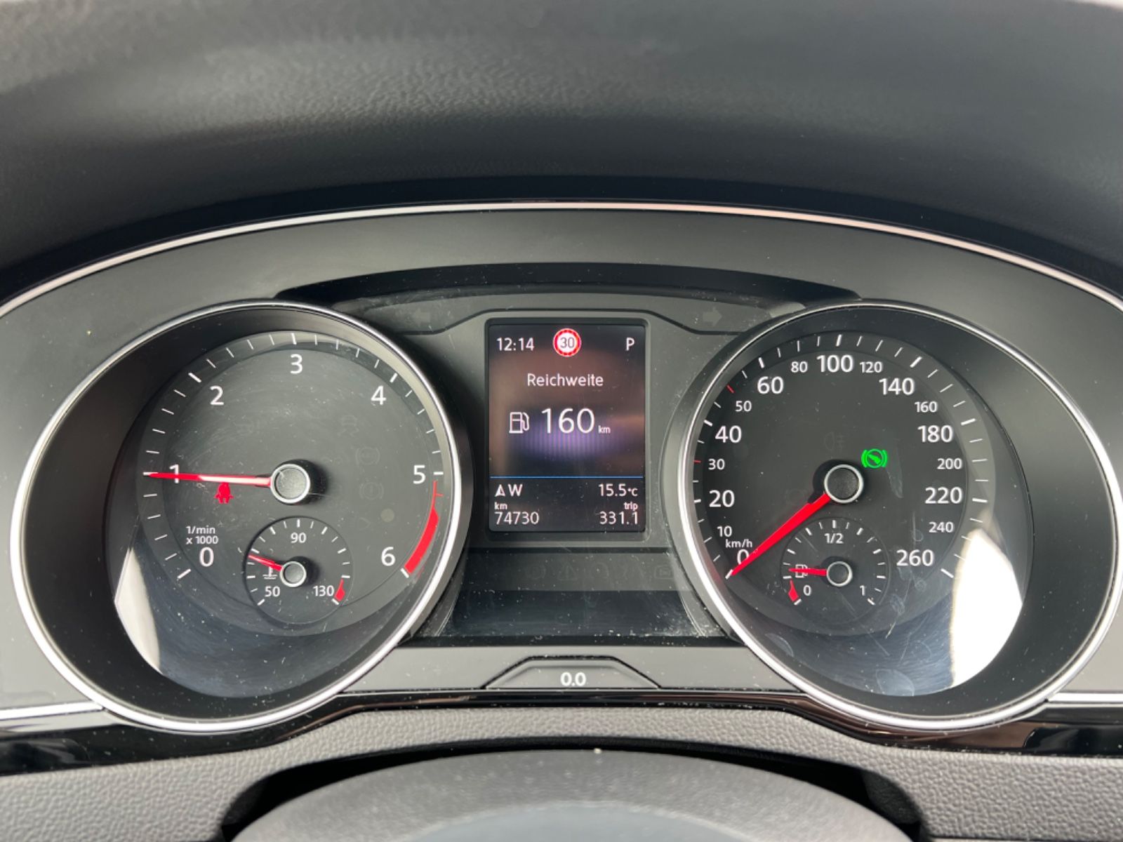Volkswagen Passat 2.0 TDI - Samsaru's Car Outlet