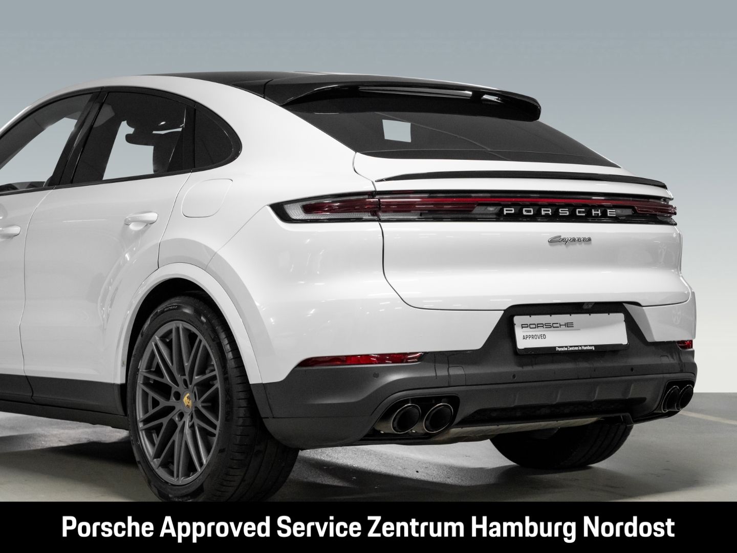 Porsche Cayenne E-Hybrid Coupe PASM BOSE InnoDrive 360°