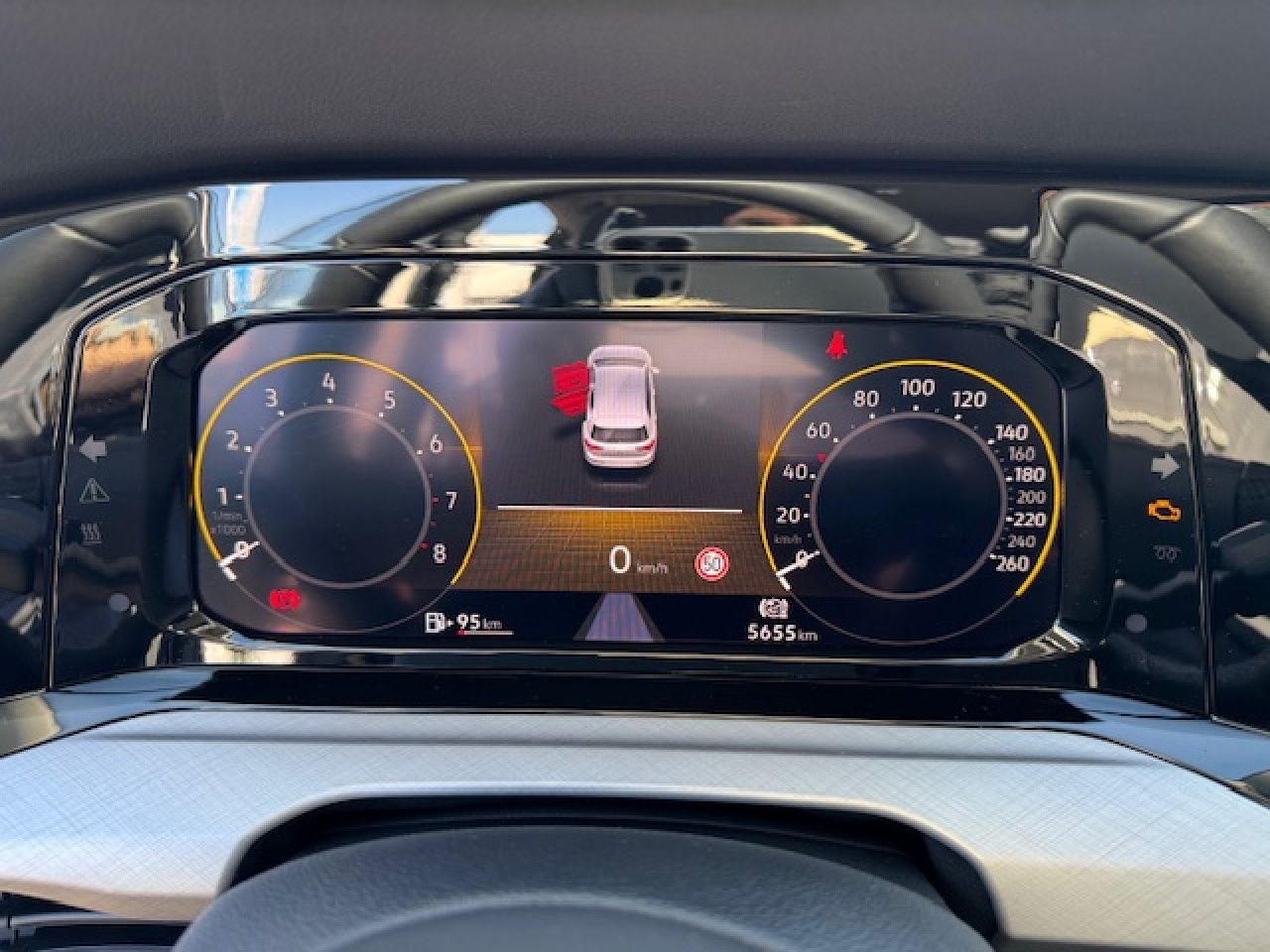 Volkswagen Golf VIII Life 1.5 TSI - Samsaru's Car Outlet