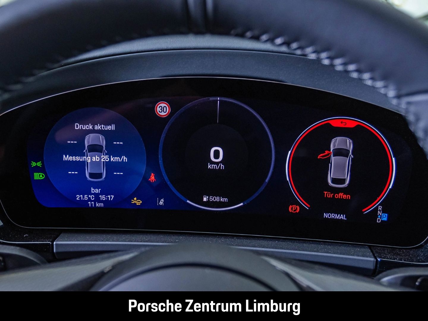 Porsche Macan Turbo BOSE Panoramadach Luftfederung LED