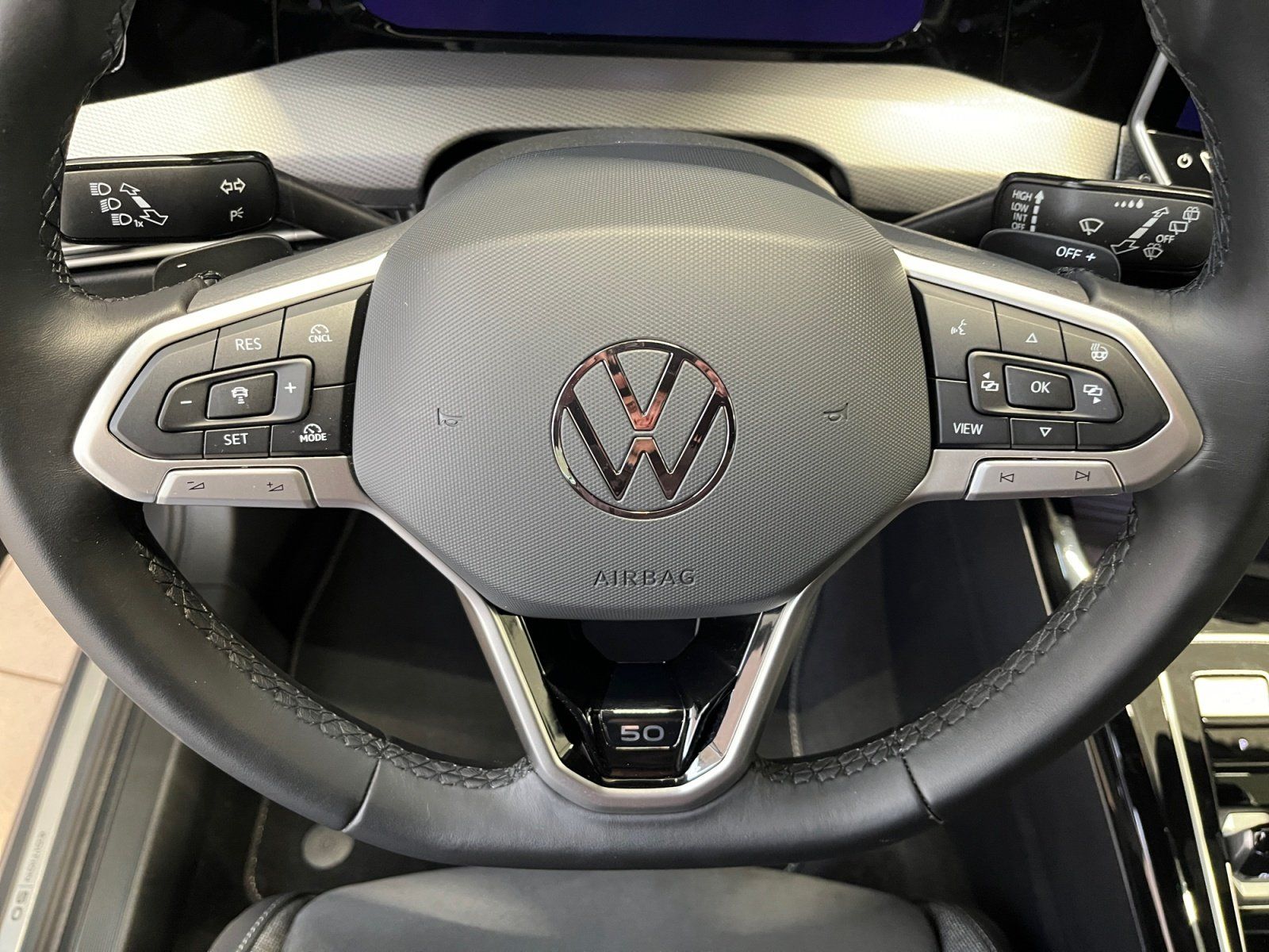 Volkswagen Golf VIII Edition 50 1.5 eTSI DSG Head-up-Displa