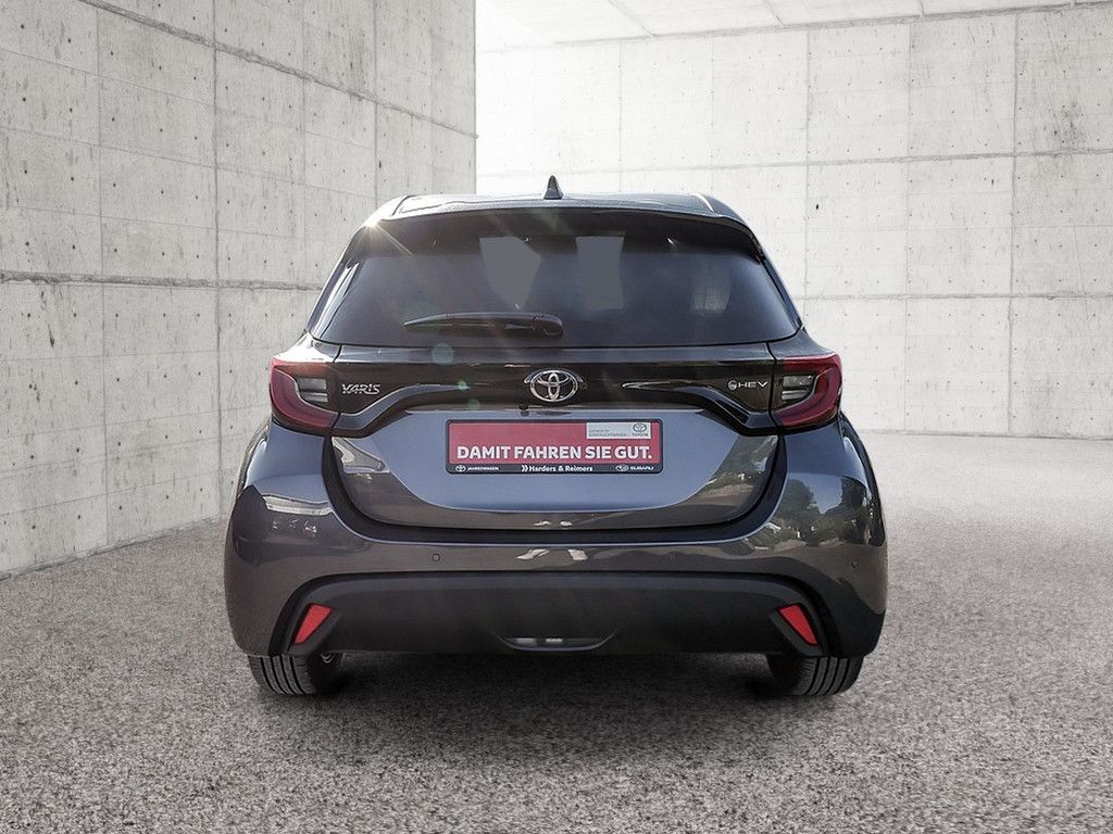 Toyota Yaris Hybrid Style LED PDC ACC KAMERA KLIMA SHZ