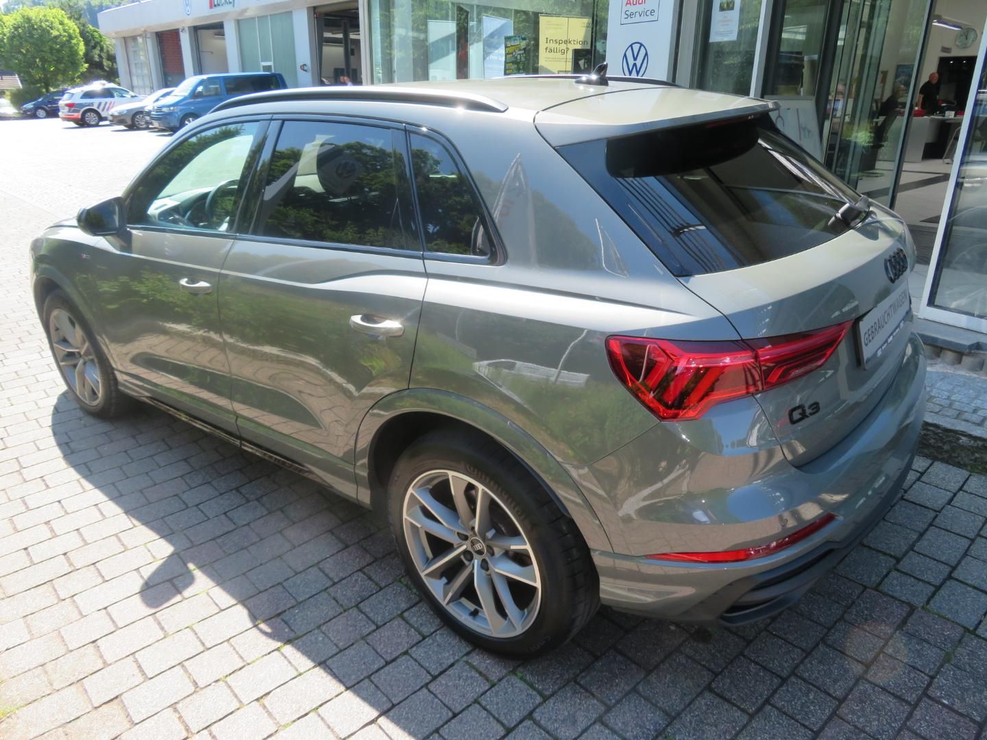 Audi Q3 S line 35 TDI Quattro S-Tronic - Samsaru's Car Outlet
