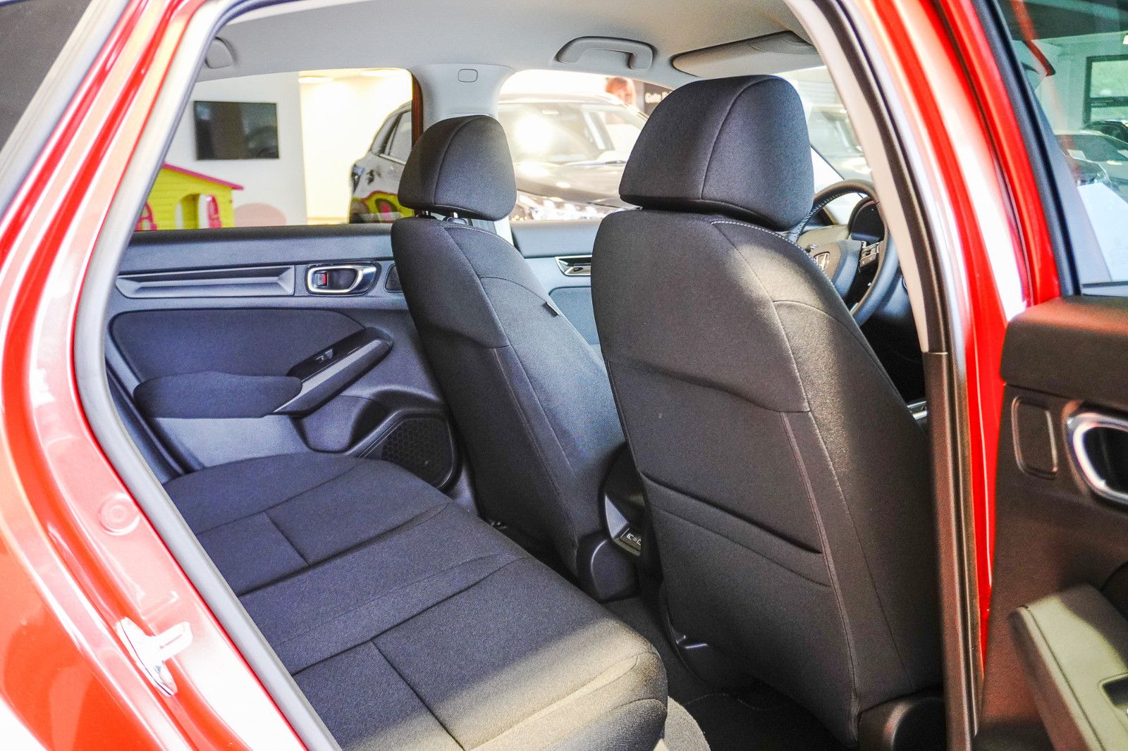 Honda Civic e:HEV 2.0 i-Hybrid e-CVT ELEGANCE Ganzjahr