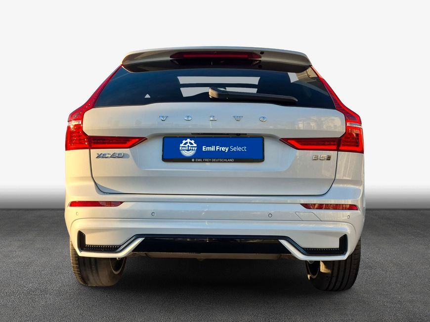 Volvo XC60 B5 B AWD Plus Dark