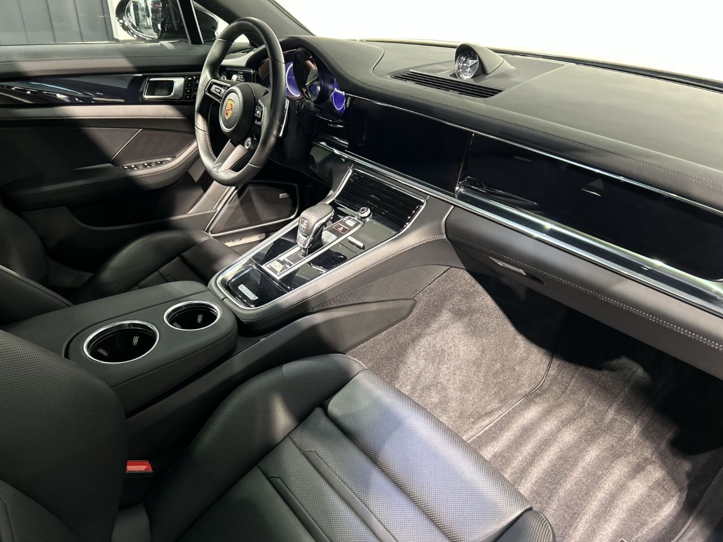 Porsche Panamera 4S E-Hybrid Sport Turismo Luftfederung