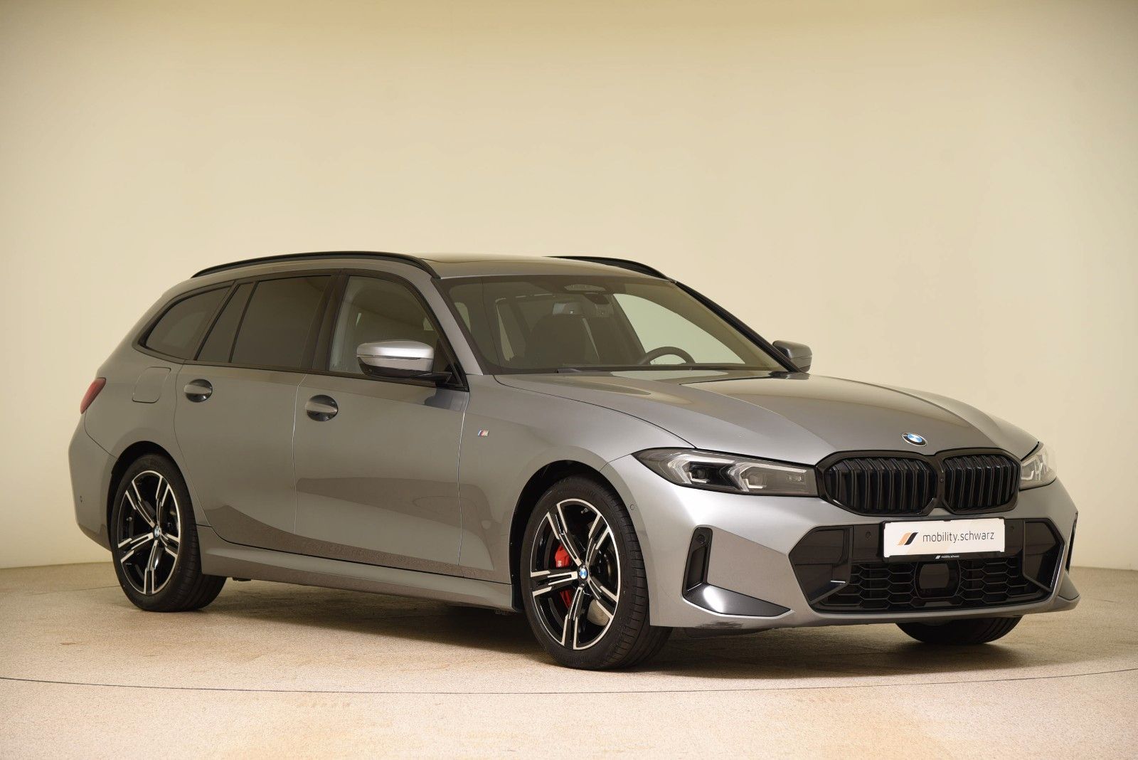 BMW 320d Touring xDrive M Sport Pro ACC Pano HUD H&K