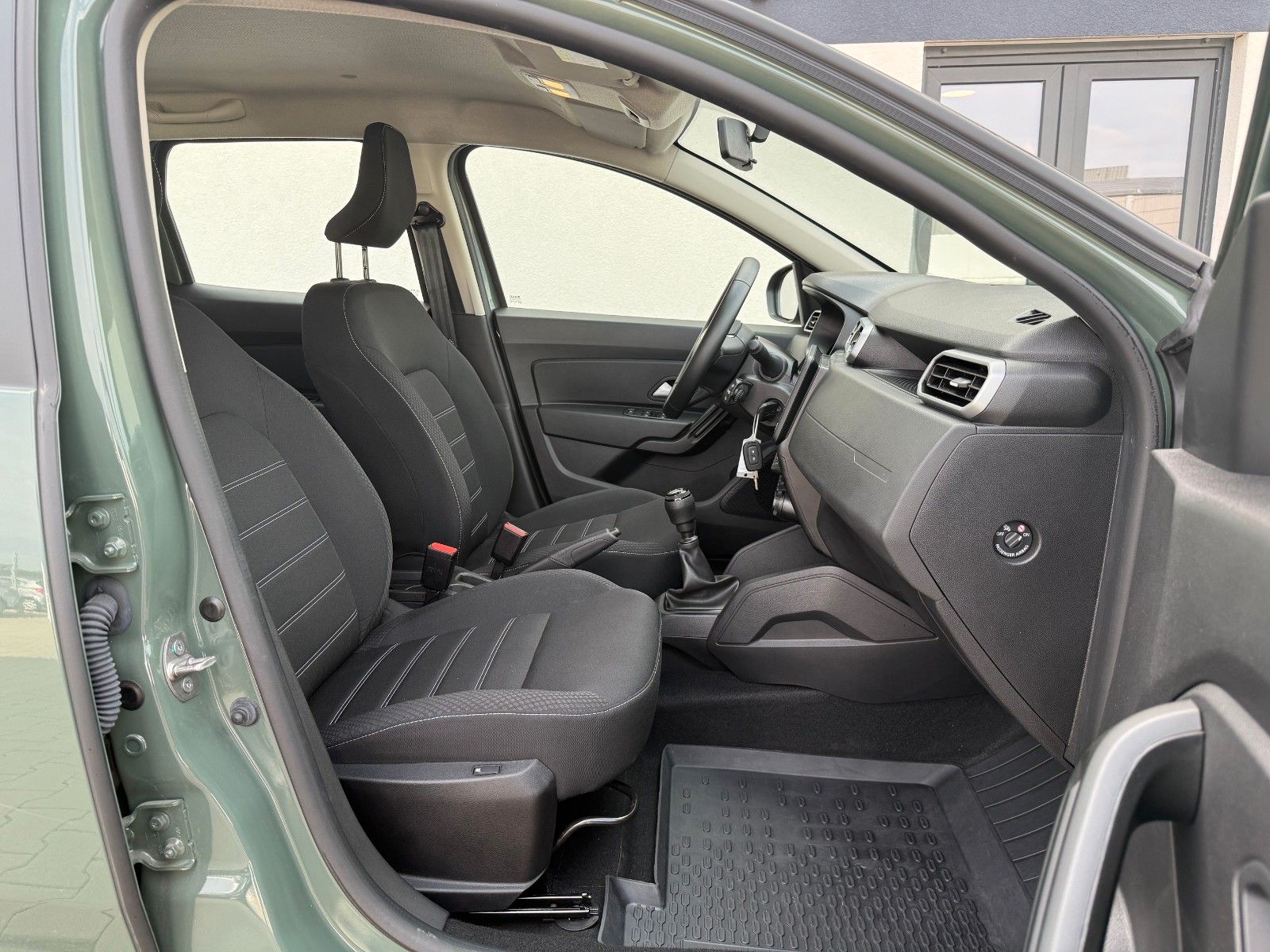 Dacia Duster II Expression 4WD - Samsaru's Car Outlet