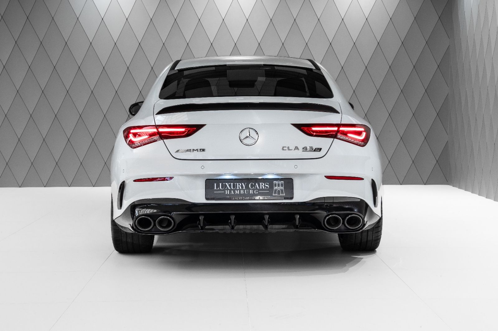 Mercedes-Benz CLA 45 AMG S - Samsaru's Car Outlet