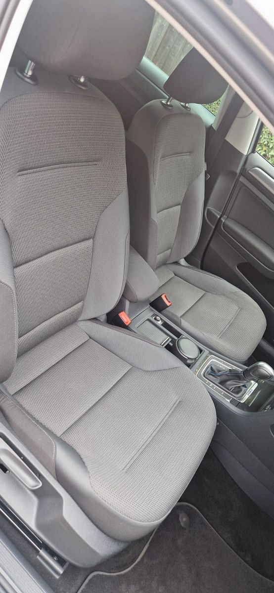 Volkswagen Golf VII e-Golf - Samsaru's Car Outlet