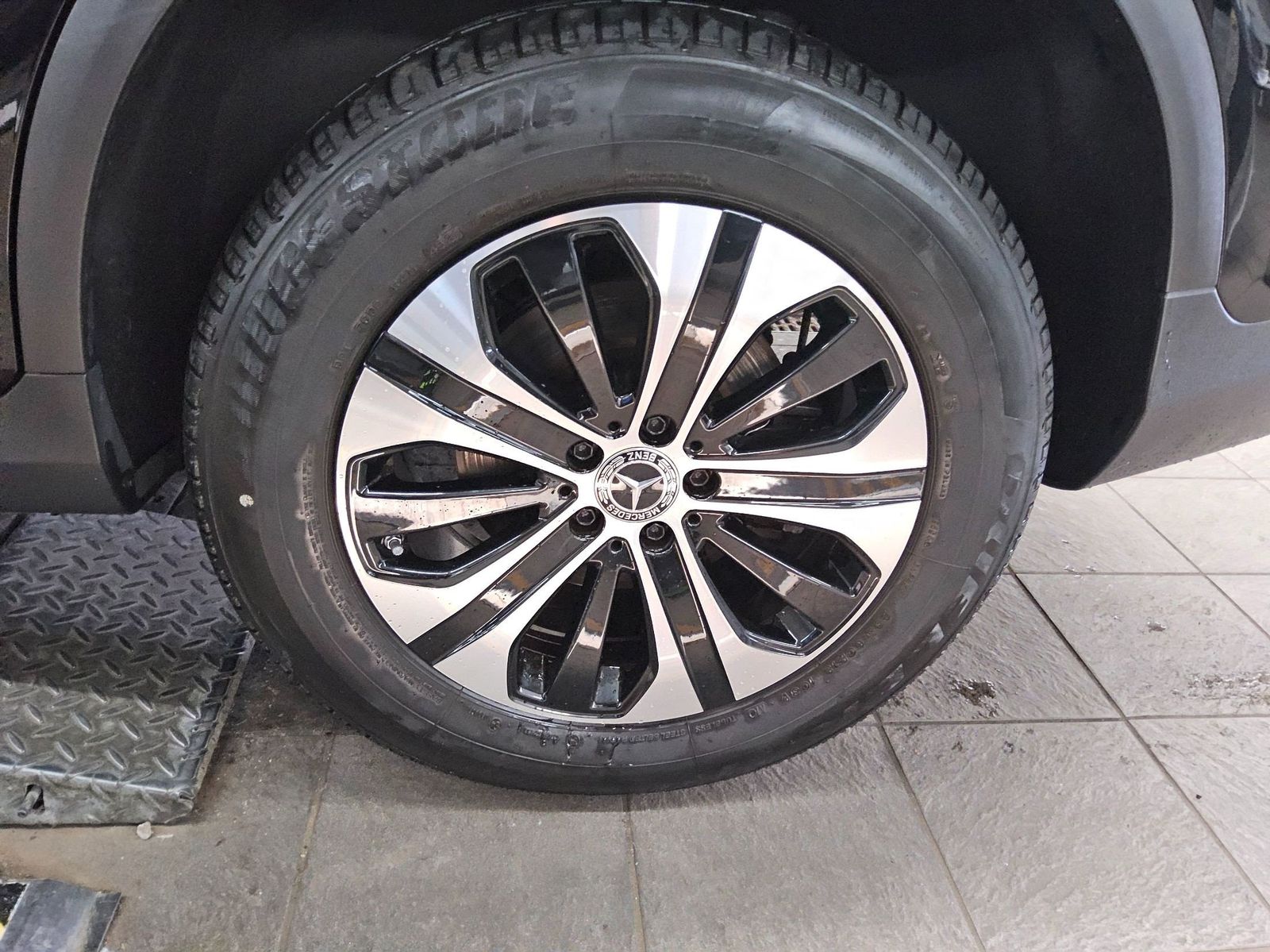 Mercedes-Benz GLC 300 de 4M Navi LED Widescreen 360° Distr.+