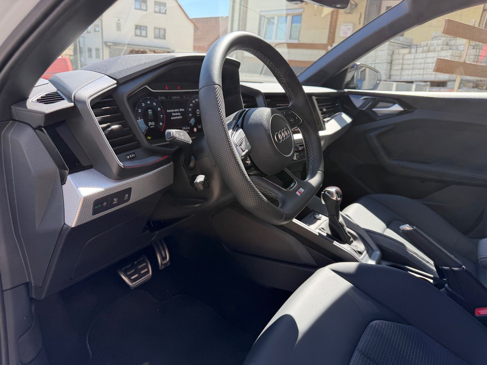 Audi A1 Sportback 40 TFSI S line, S line 2x, VOLL!!
