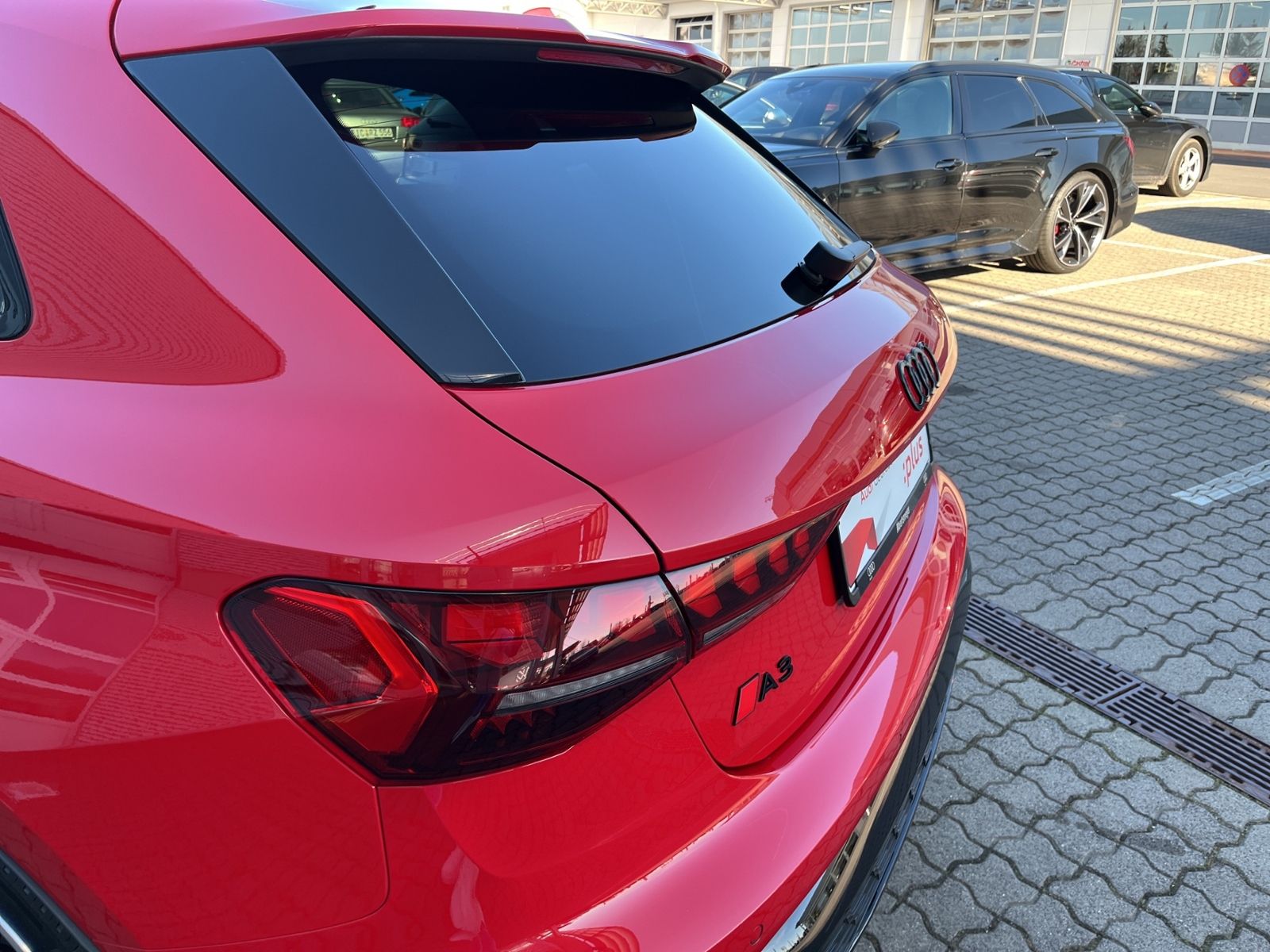 Audi A3 Sportback 35 TDI S-LINE - Samsaru's Car Outlet