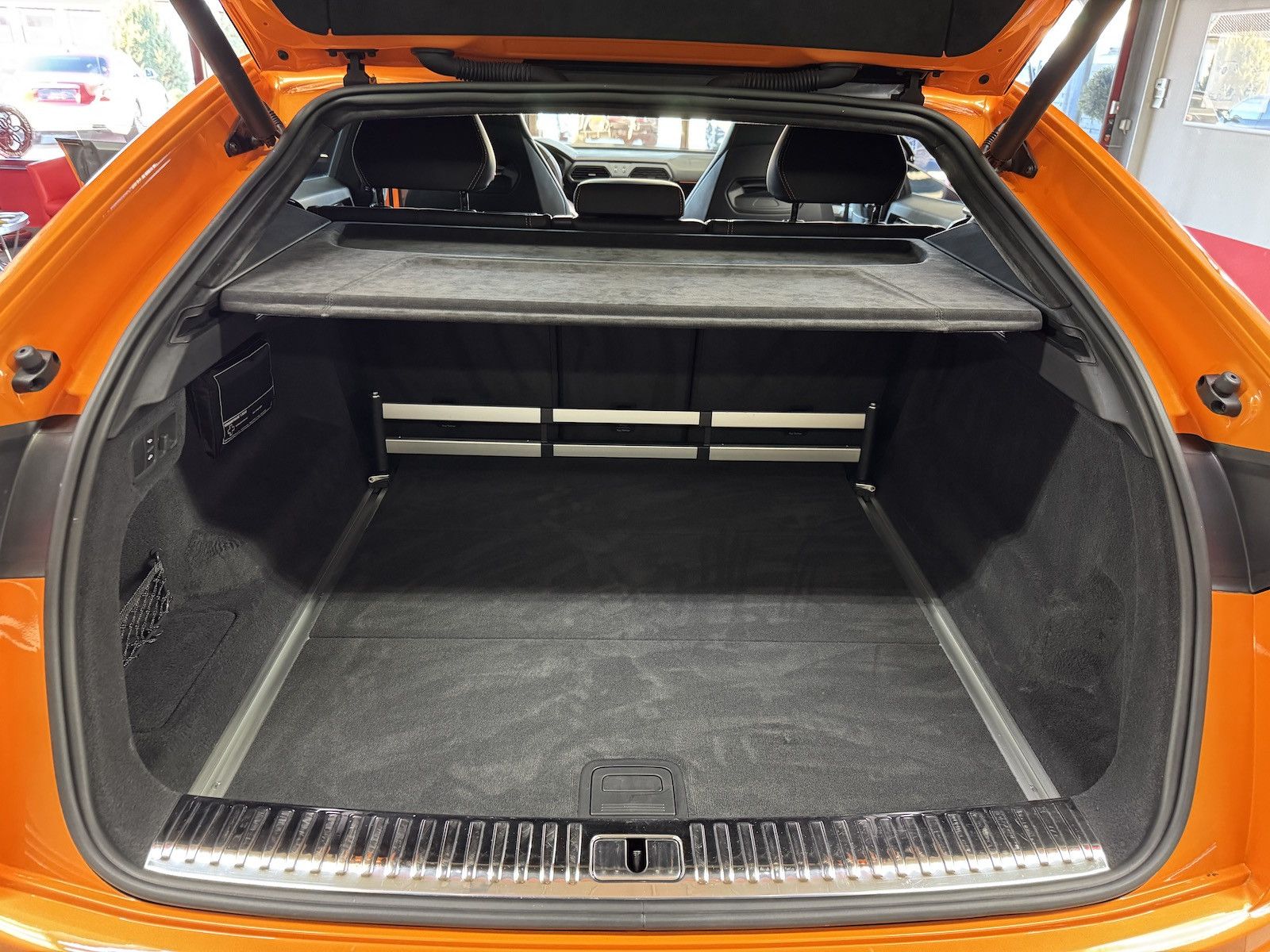 Lamborghini Urus Dt.Auto - Samsaru's Car Outlet