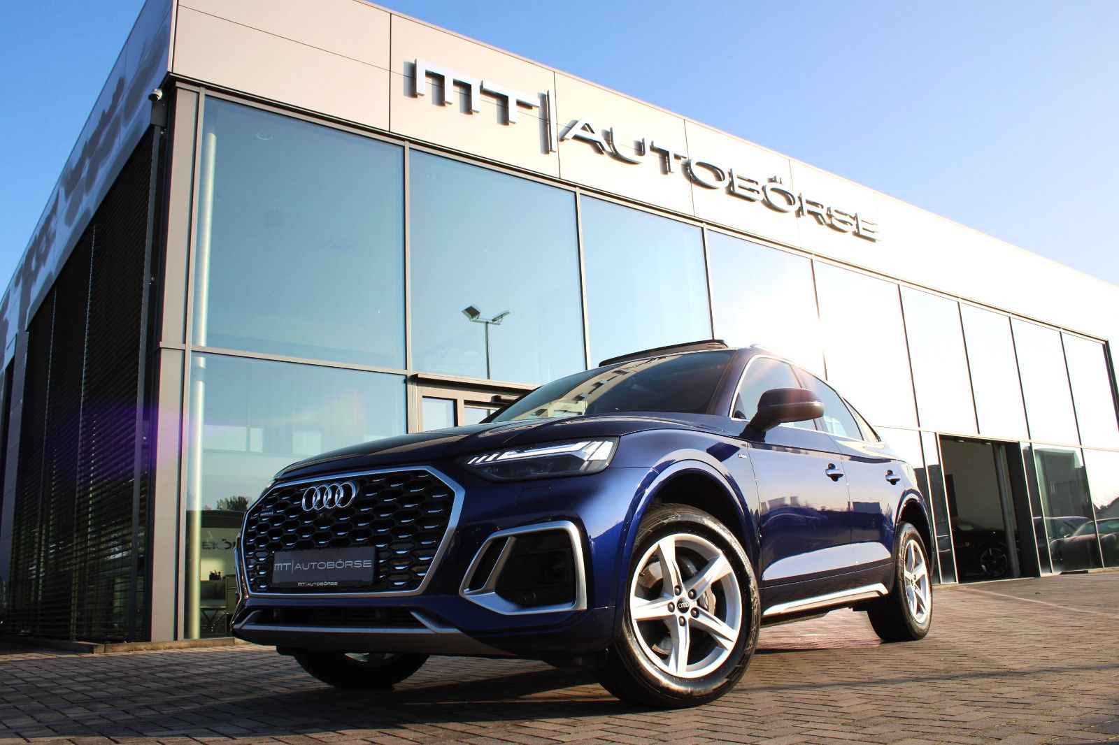 Audi Q5 SPORTBACK 40 TFSI QU. S LINE/AHK/VIRTUAL/PANO