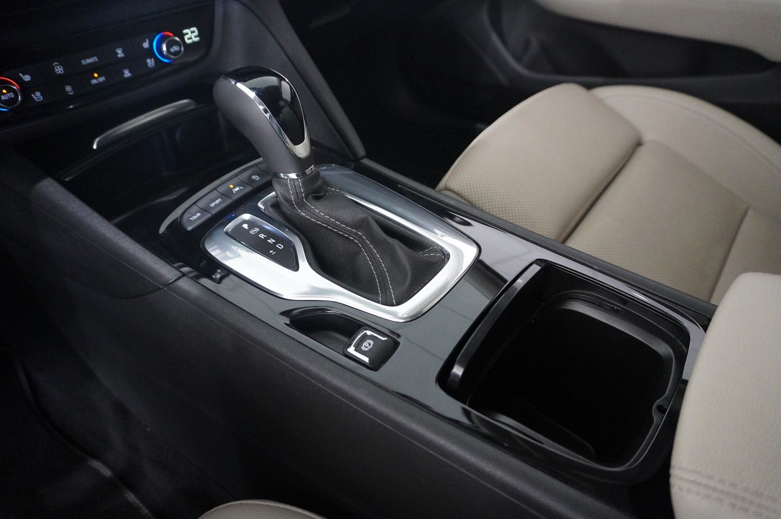 Opel Insignia B ST 2.0D INNOV. 4X4 - Samsaru's Car Outlet