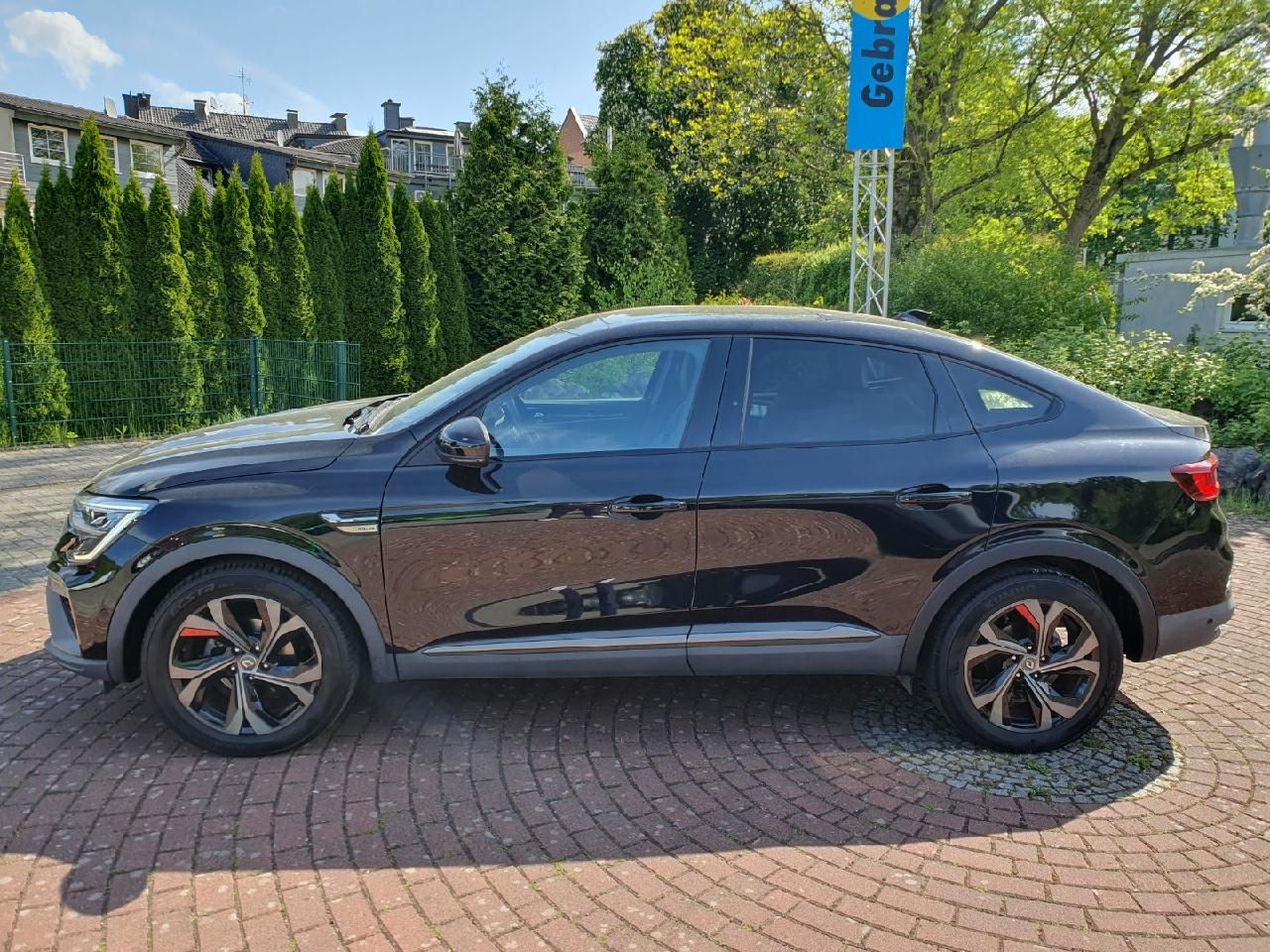 Renault Arkana R.S. Line TCe 160 - Samsaru's Car Outlet